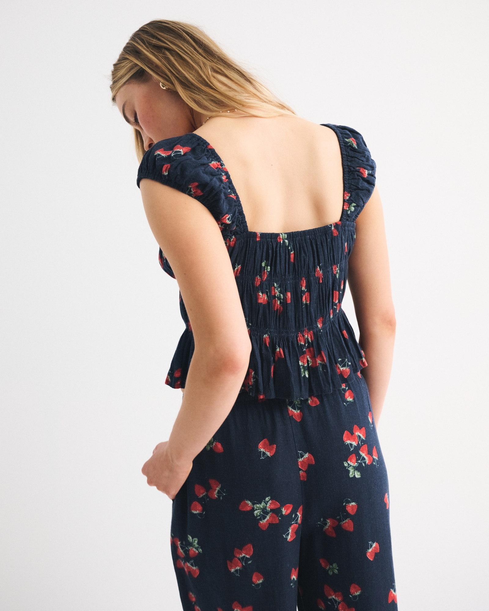 Linen-Blend Smocked Top