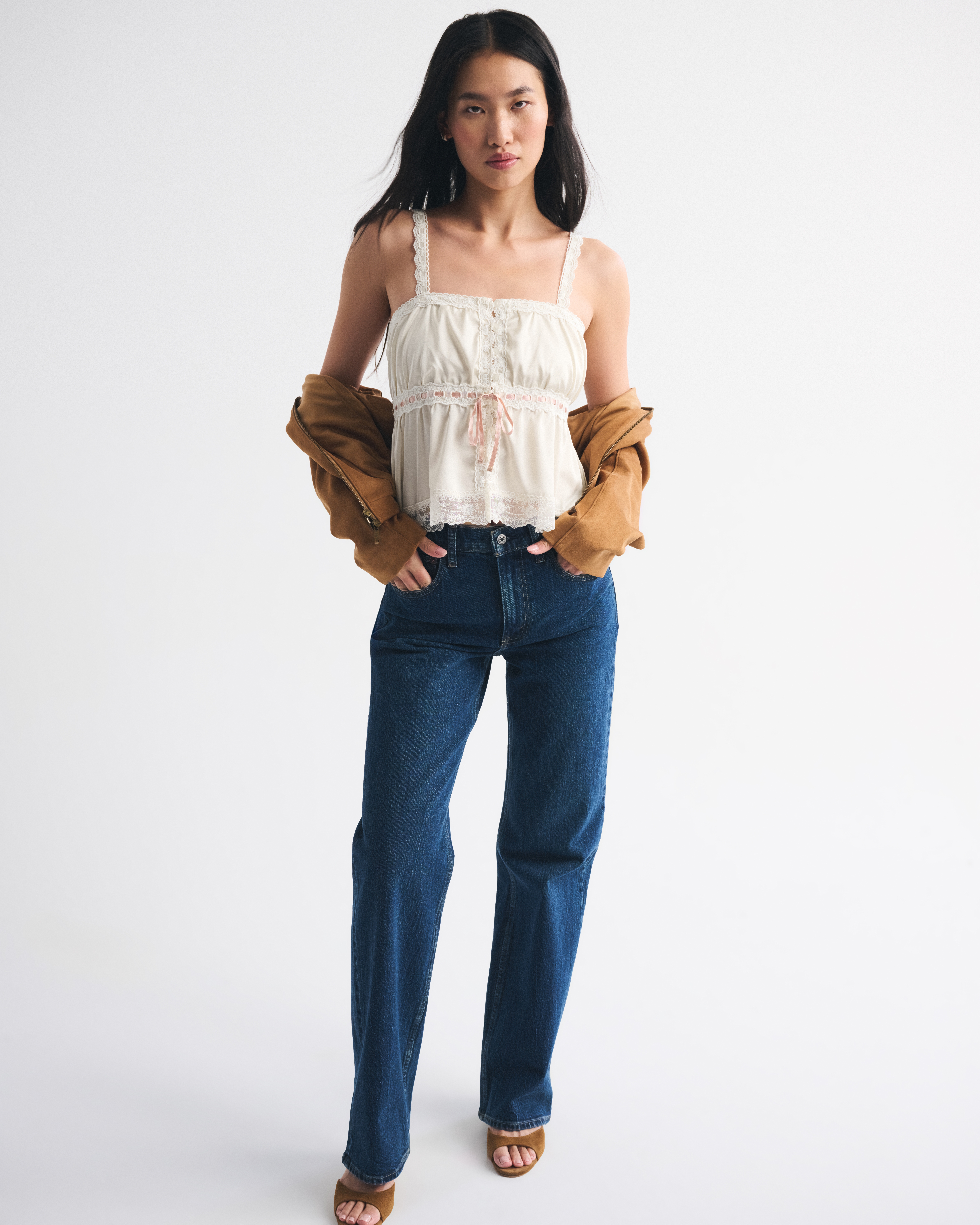 Женские топы Abercrombie & Fitch Lace-Trim Button-Through Cami — фото 3