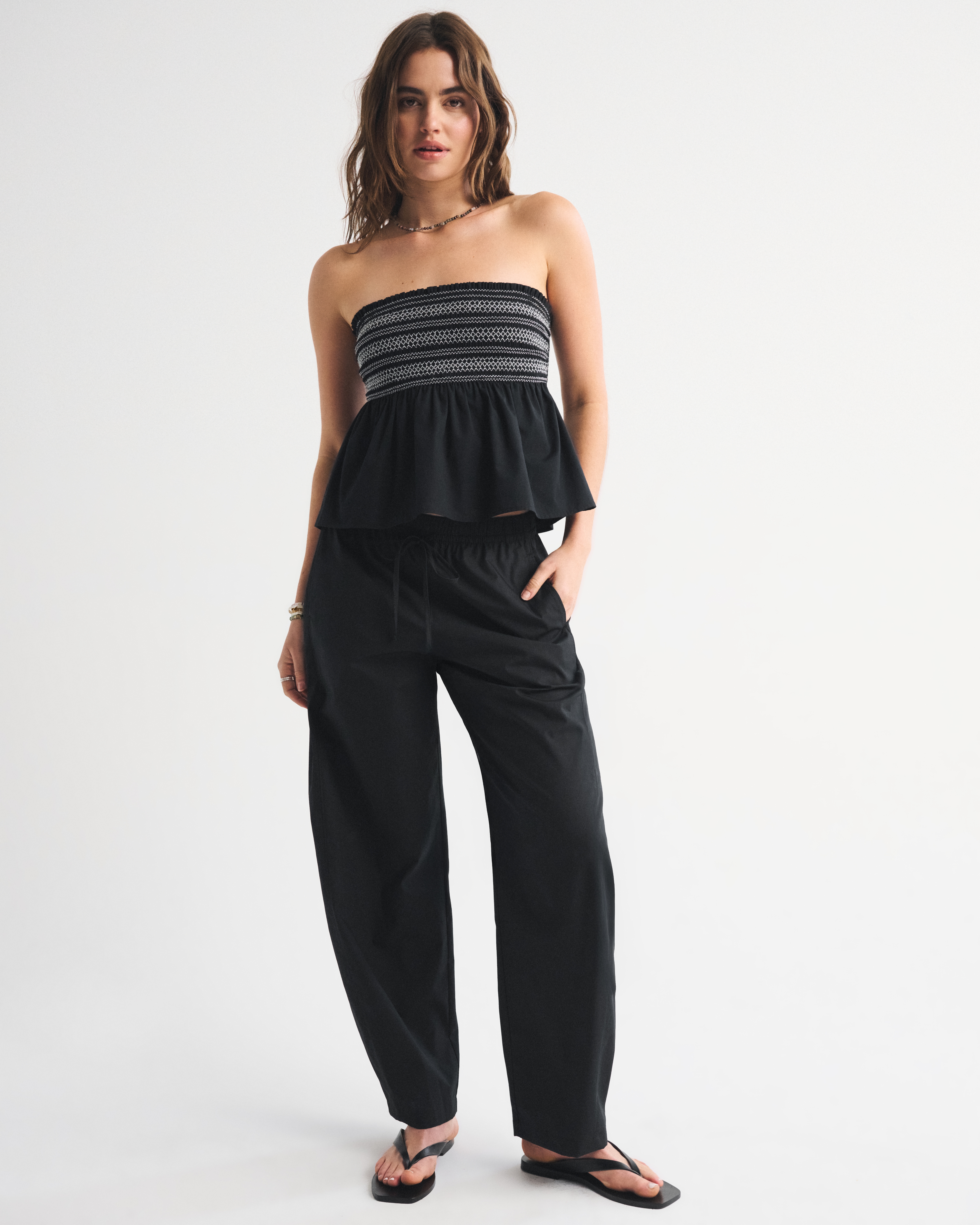 Женские топы Abercrombie & Fitch Convertible Sleeve Smocked Top — фото 3
