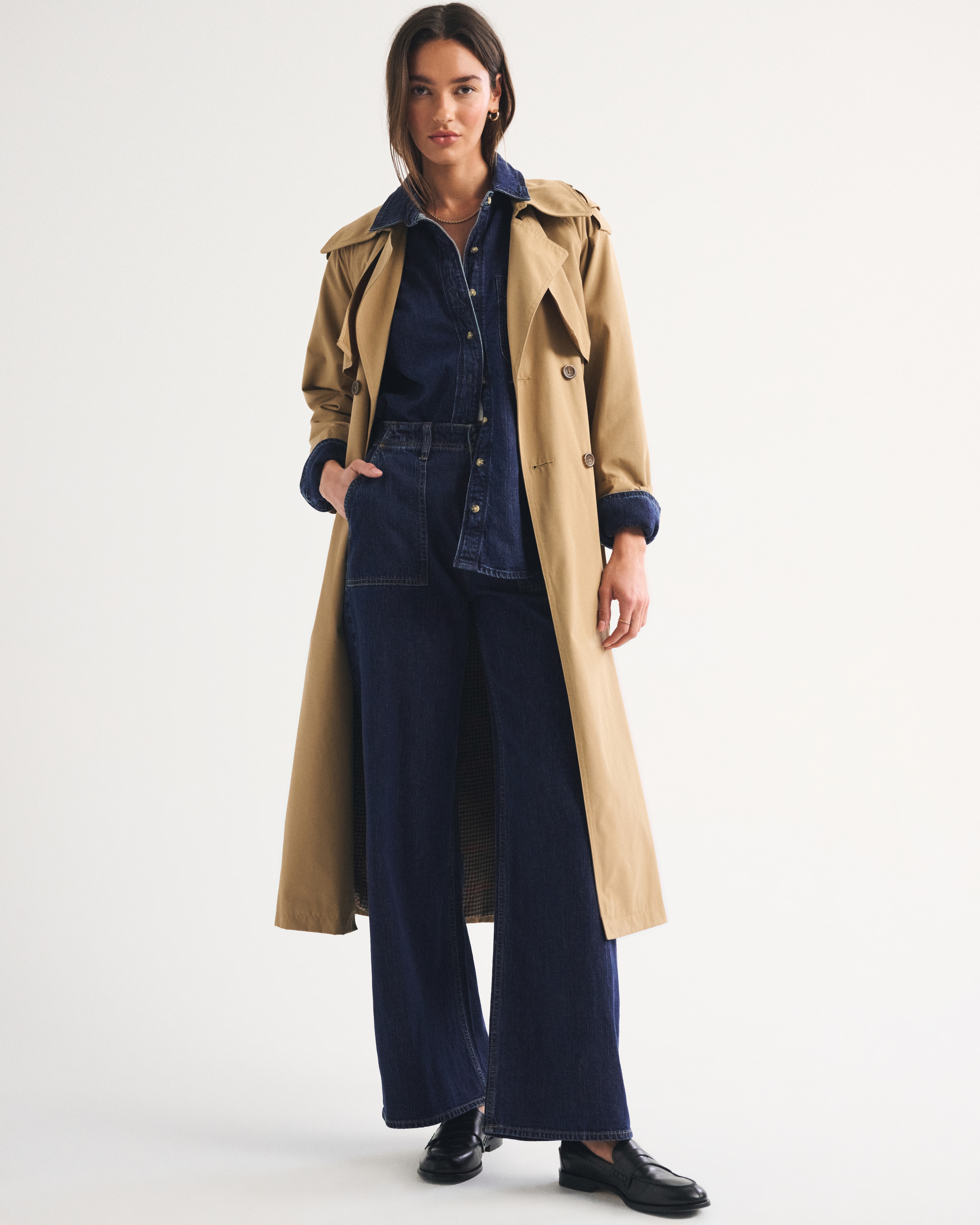 Женские рубашки Abercrombie & Fitch Oversized Linen-Blend Denim Shirt — фото 3