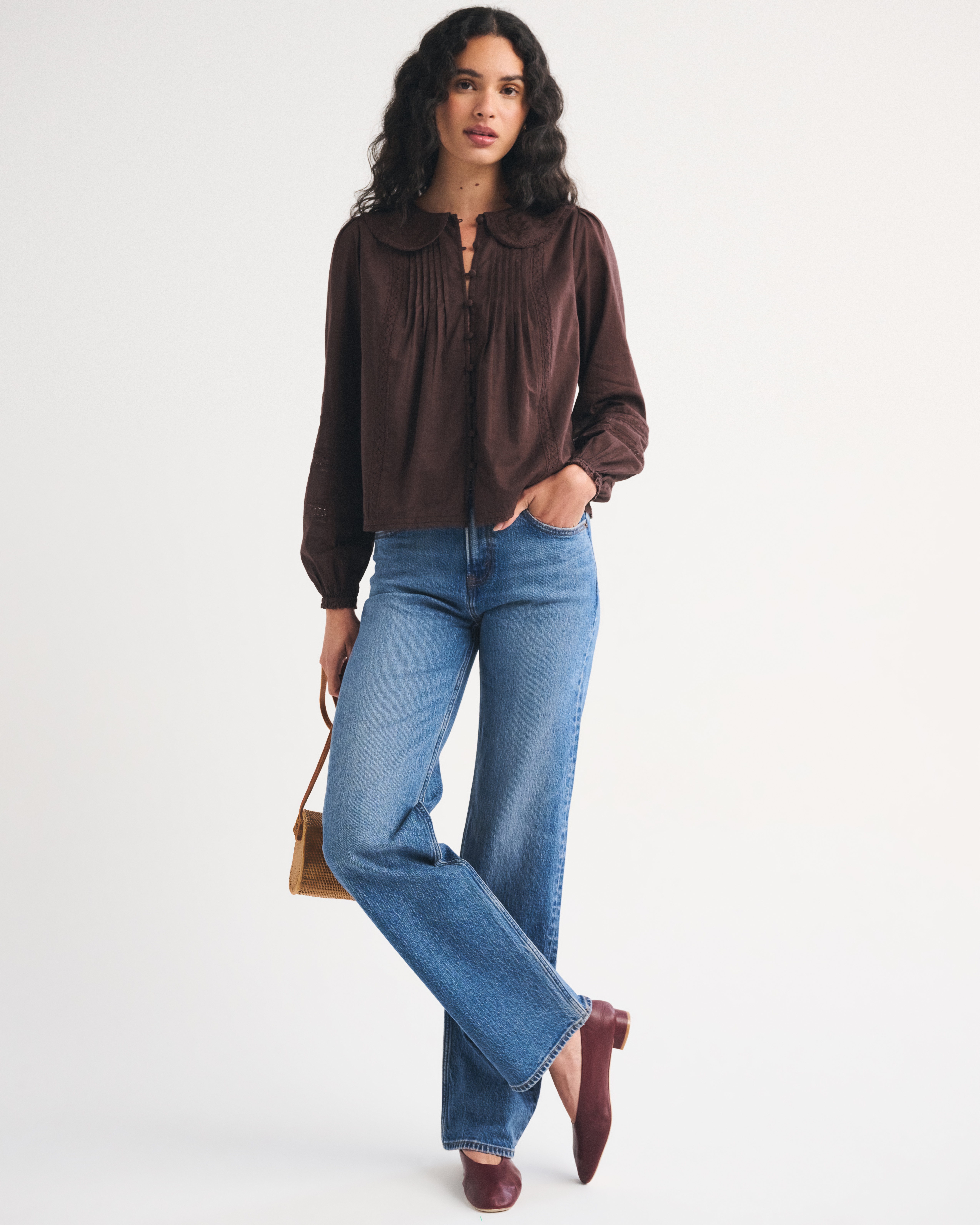 Женская блузка Abercrombie & Fitch 100% Cotton Long-Sleeve Lace-Trim Collared Blouse, цвет: Тёмный кофейный — фото 3