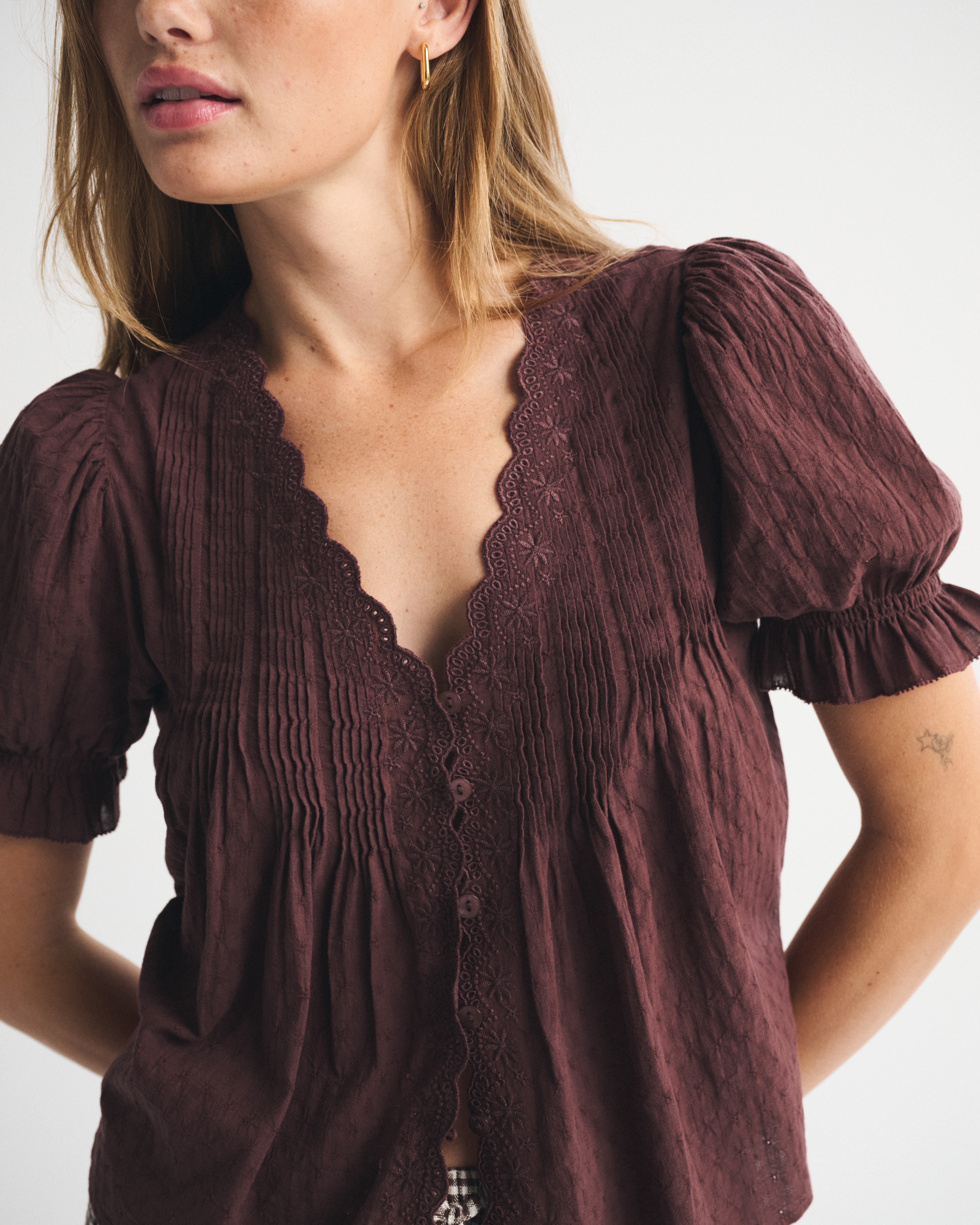 Женские блузки Abercrombie & Fitch 100% Cotton Pintuck Puff-Sleeve Blouse — фото 2