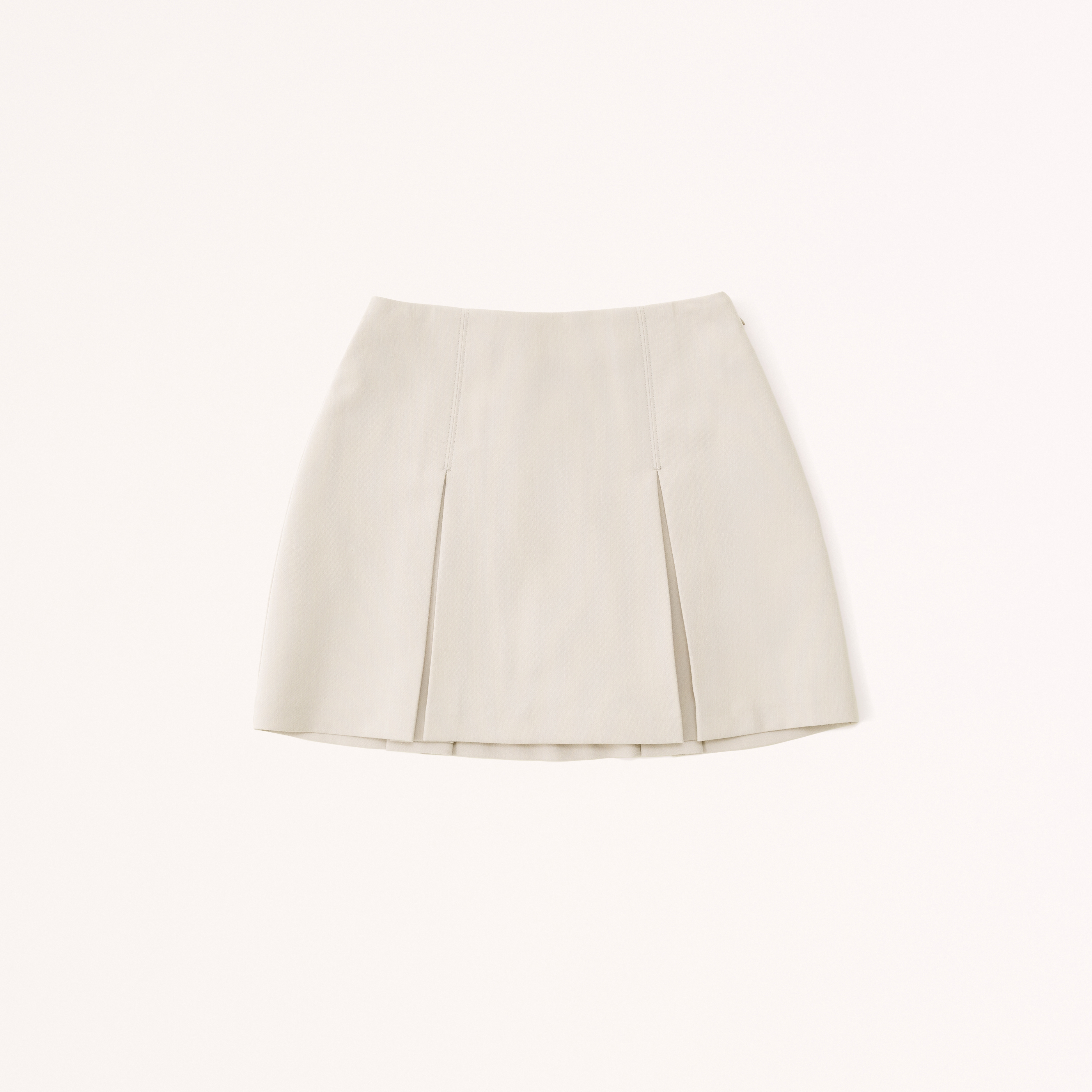 Pleated tennis skirt 7 little words hotsell