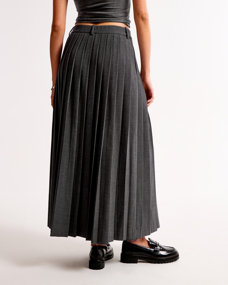 Mid Rise Pleated Maxi Skirt