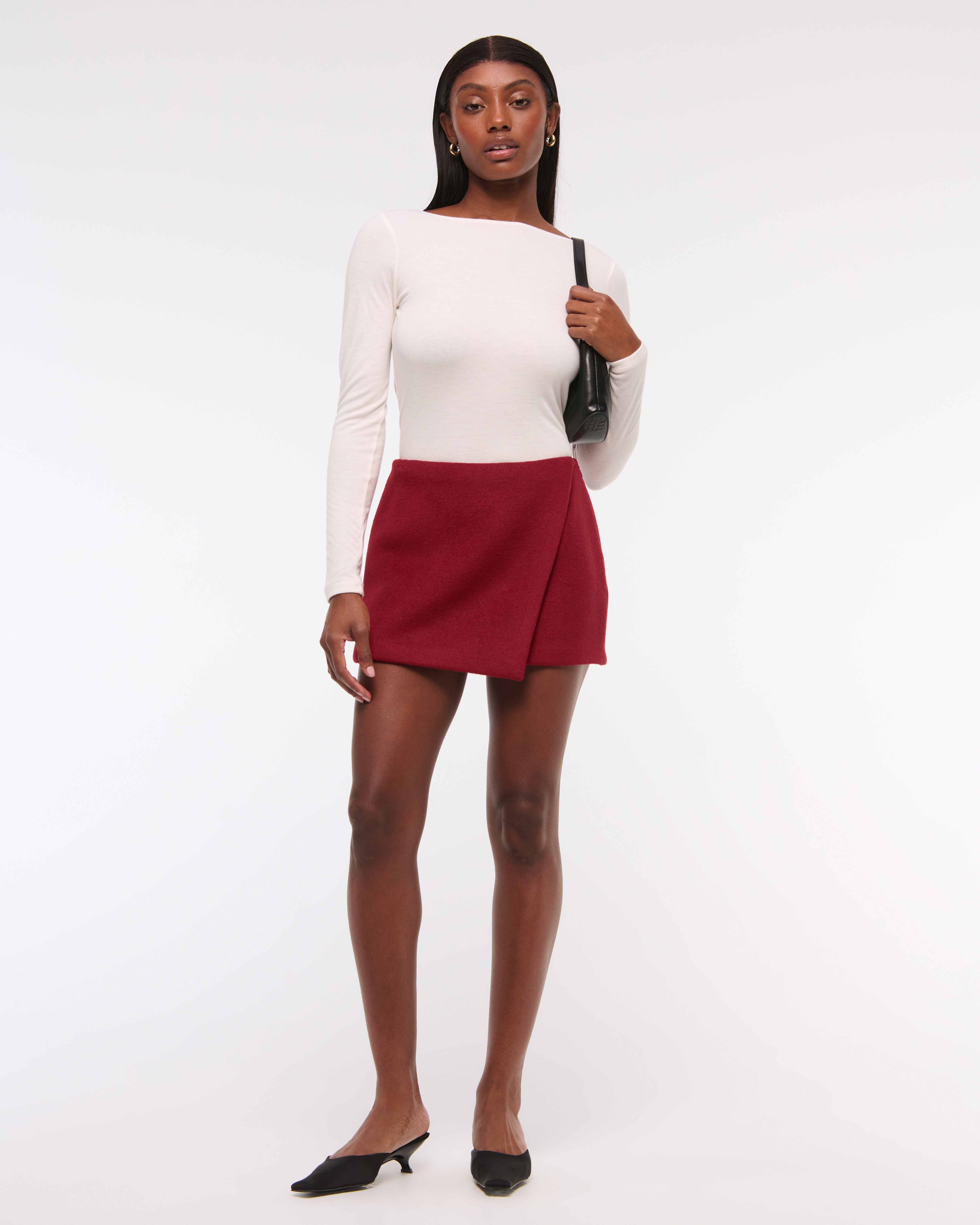 Женская юбка-шорты Abercrombie & Fitch Mid Rise Wrap Skort, цвет: Насыщенный рубиновый — фото 3