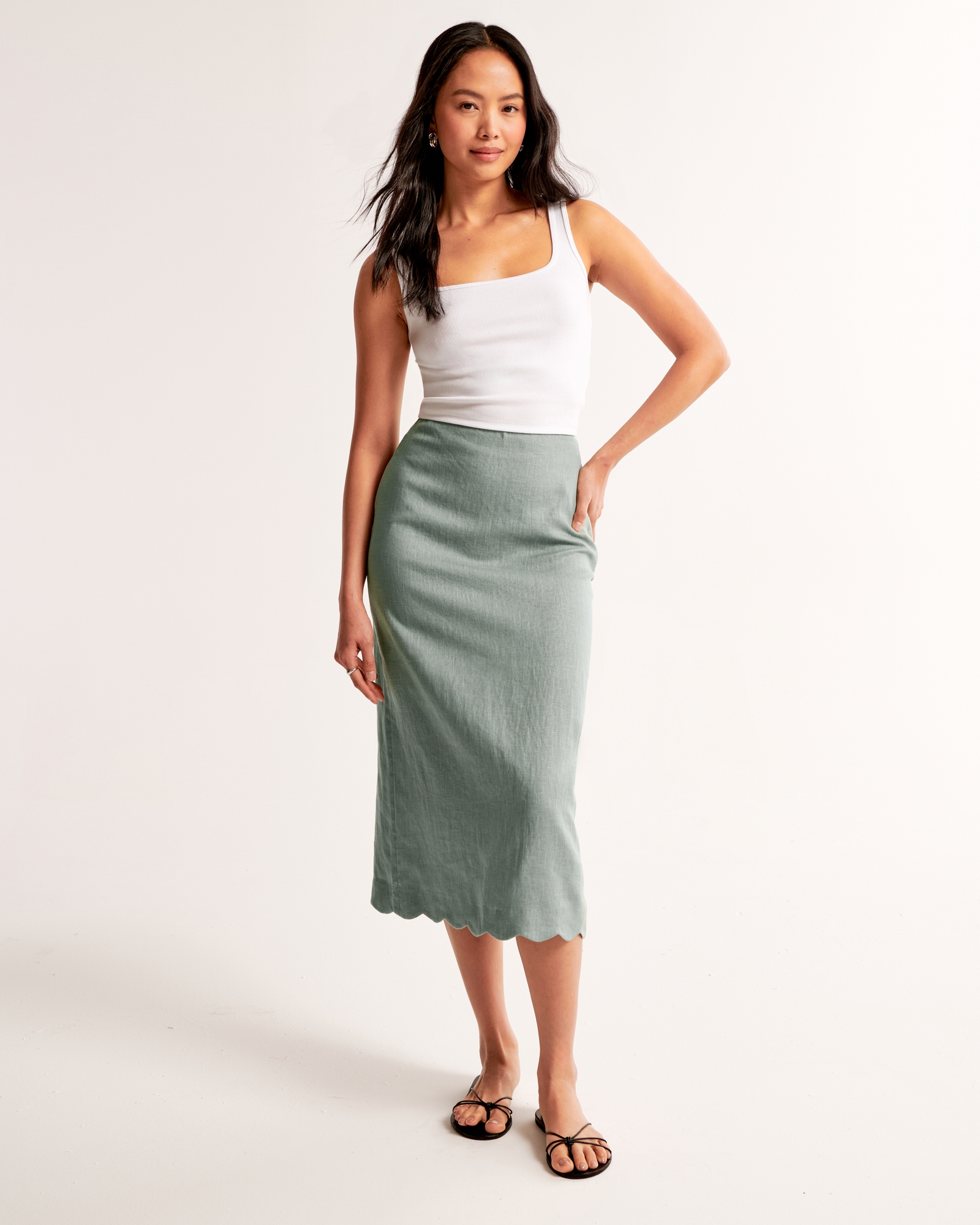 Premium Linen Scallop-Hem Midi Skirt
