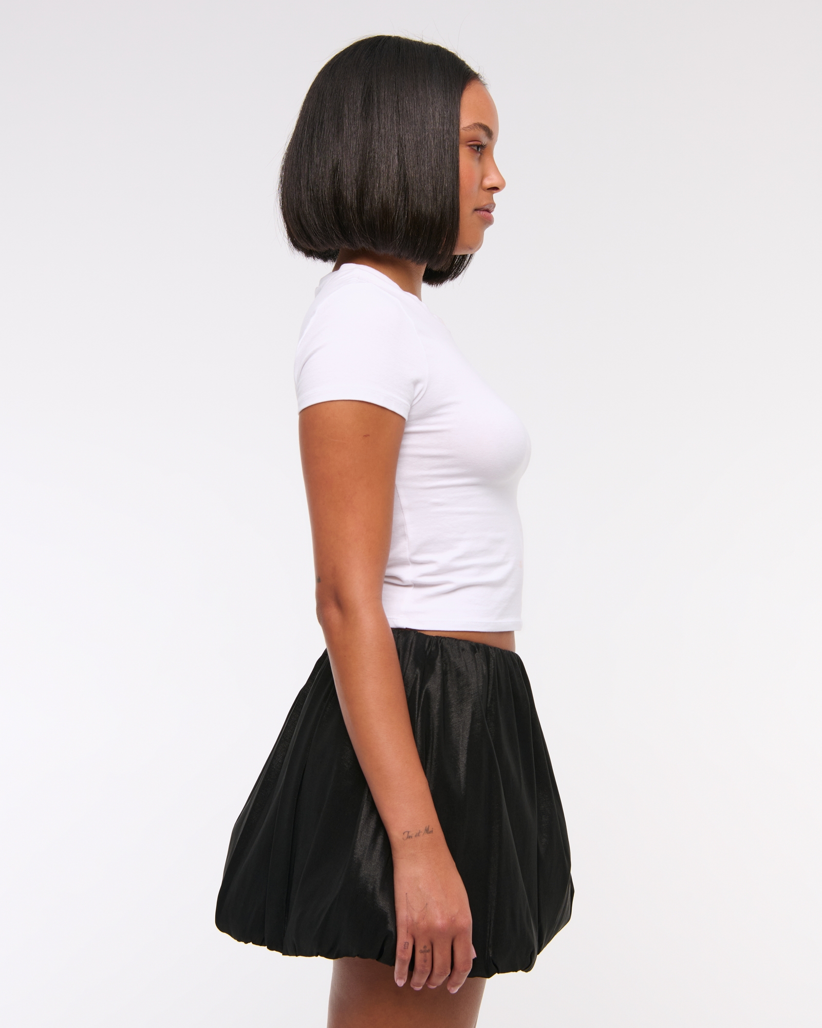 Mid Rise Bubble Hem Mini Skort