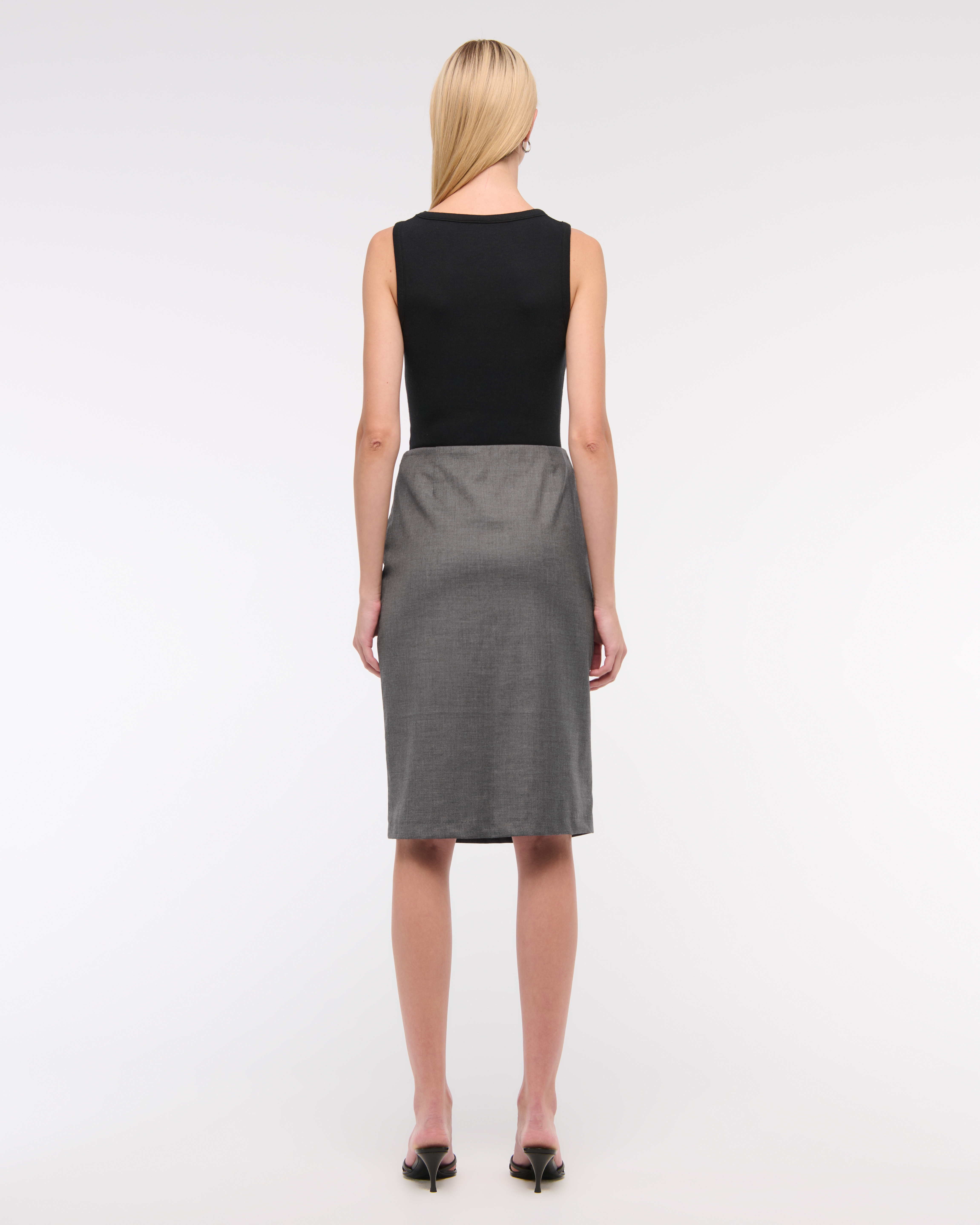SALE【AMI】ミッドライズ ペンシル ミディ スカート KIC_143-4394-00133-912_model4.