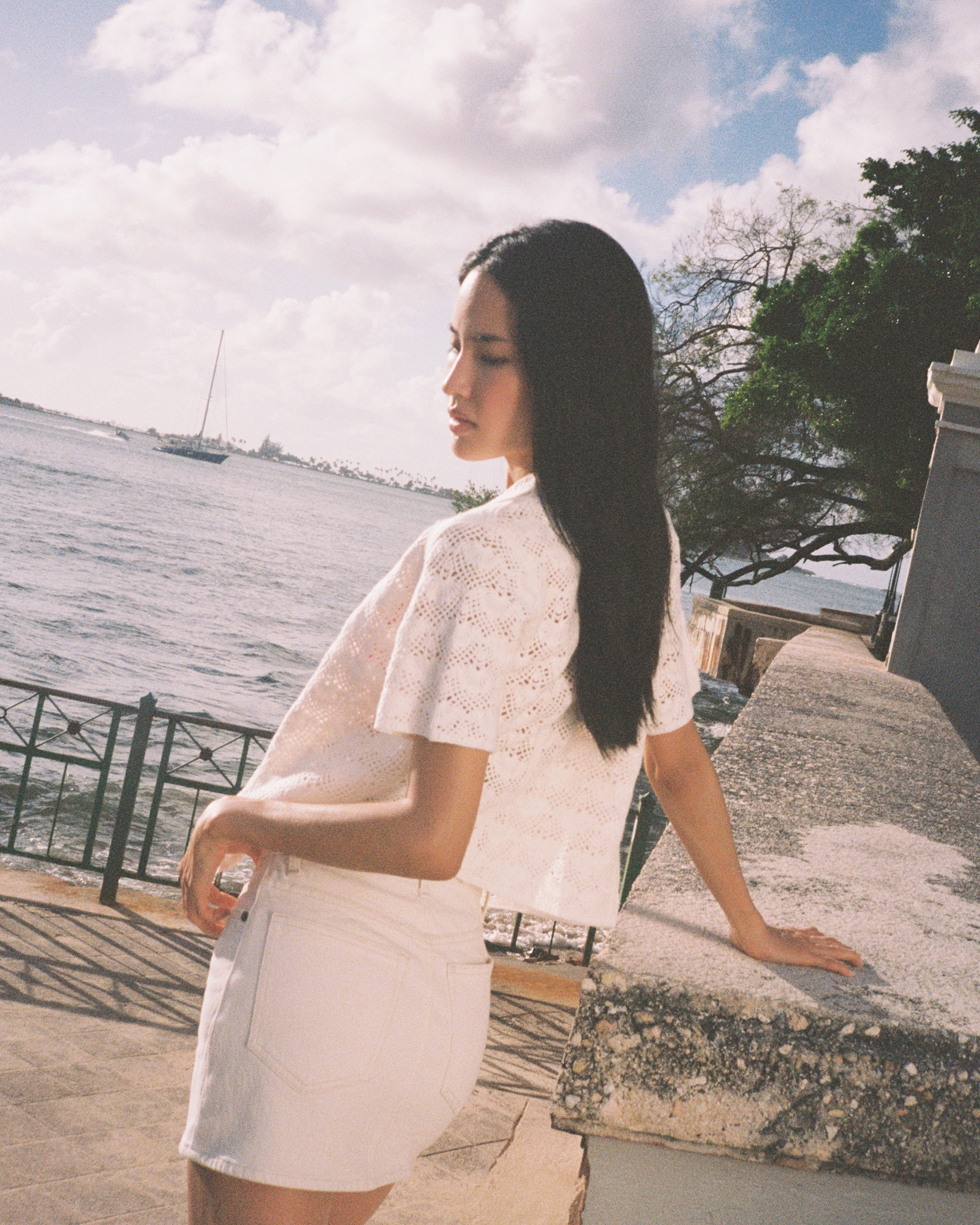 Abercrombie & Fitch Mid Rise Denim Mini Skirt In White