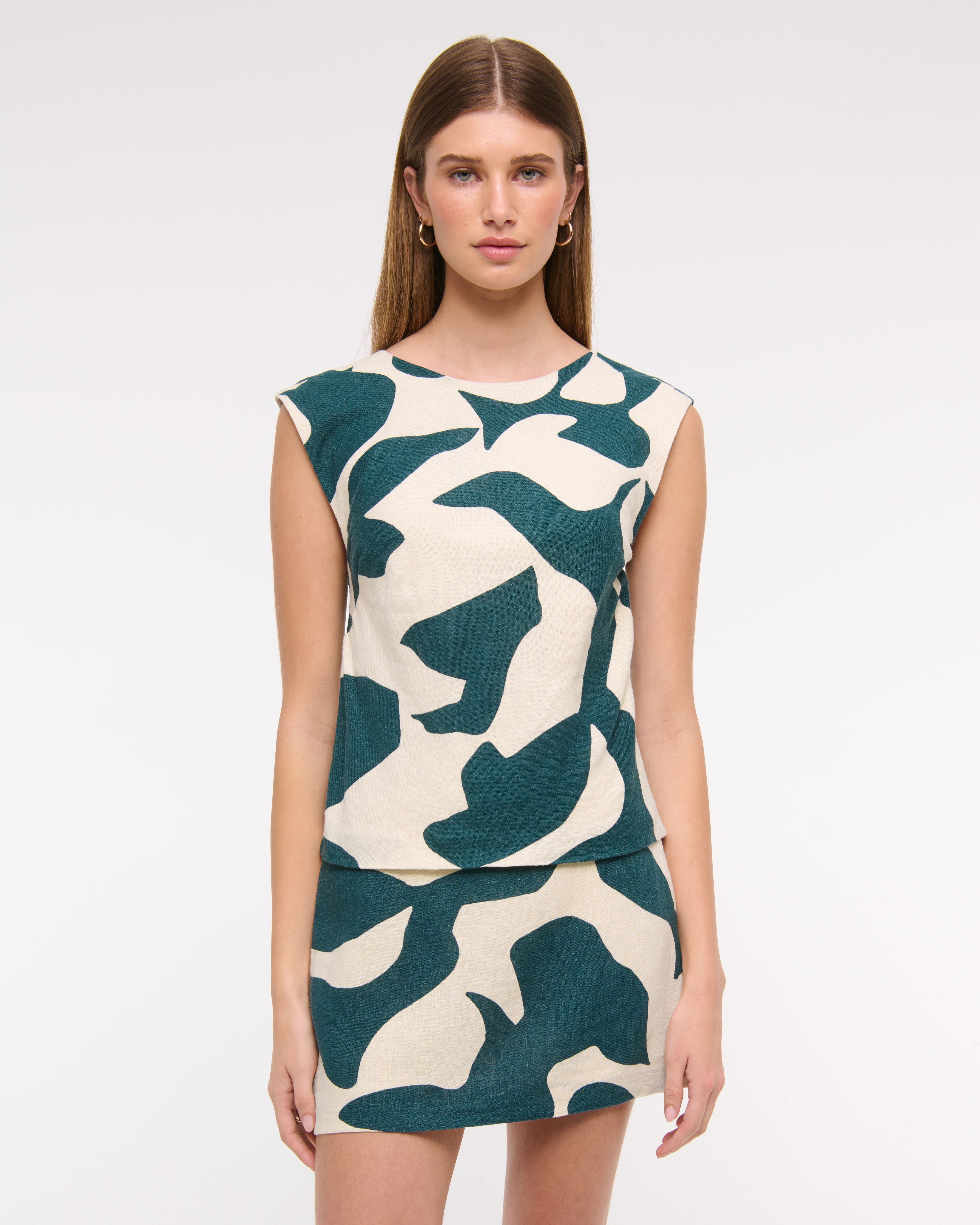 Abercrombie & Fitch The A&f Scarlett Mid Rise Linen-blend Mini Skort In Blue