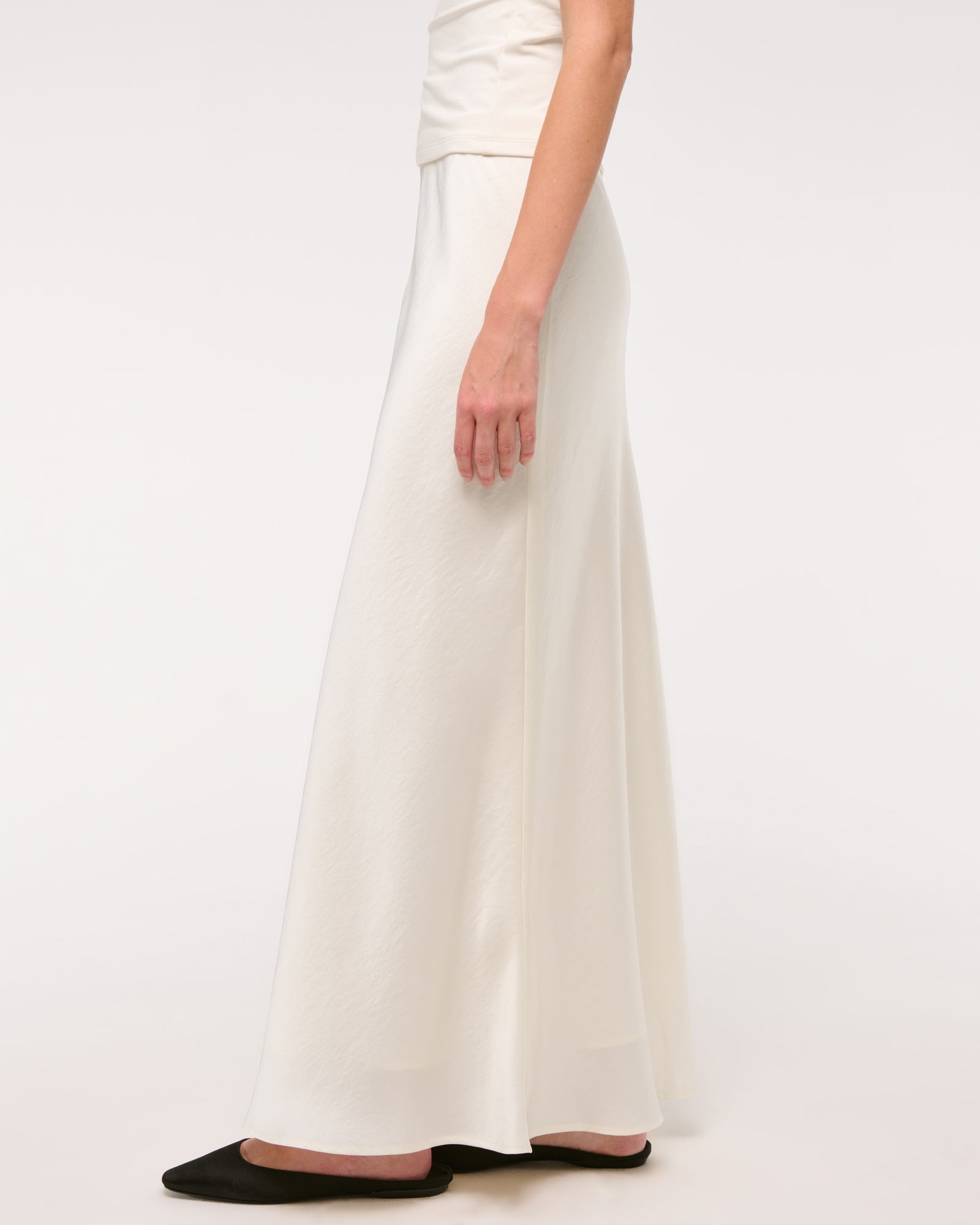 Mid Rise Satin Maxi Skirt