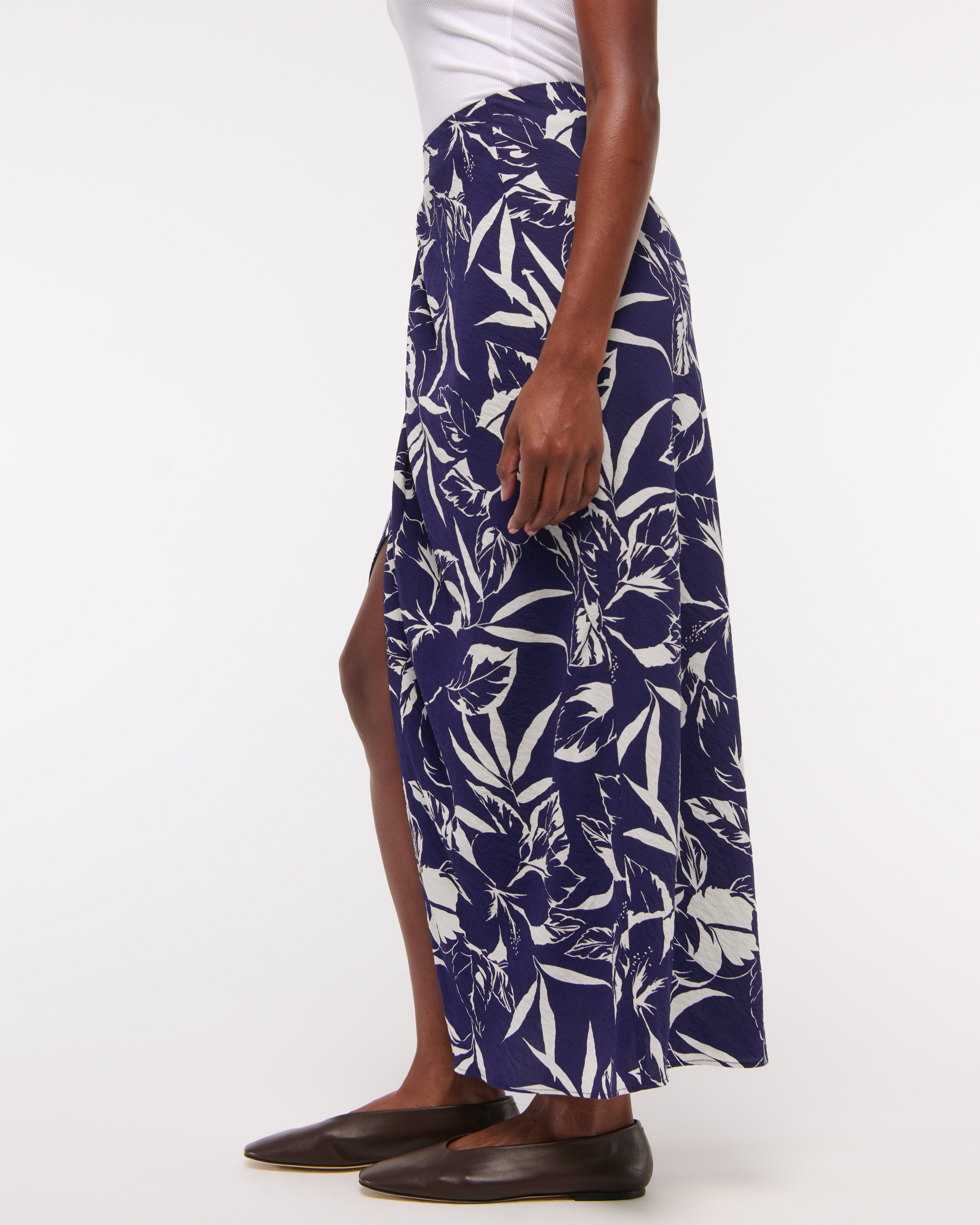 Abercrombie & Fitch Mid Rise Sarong Maxi Skirt In Blue