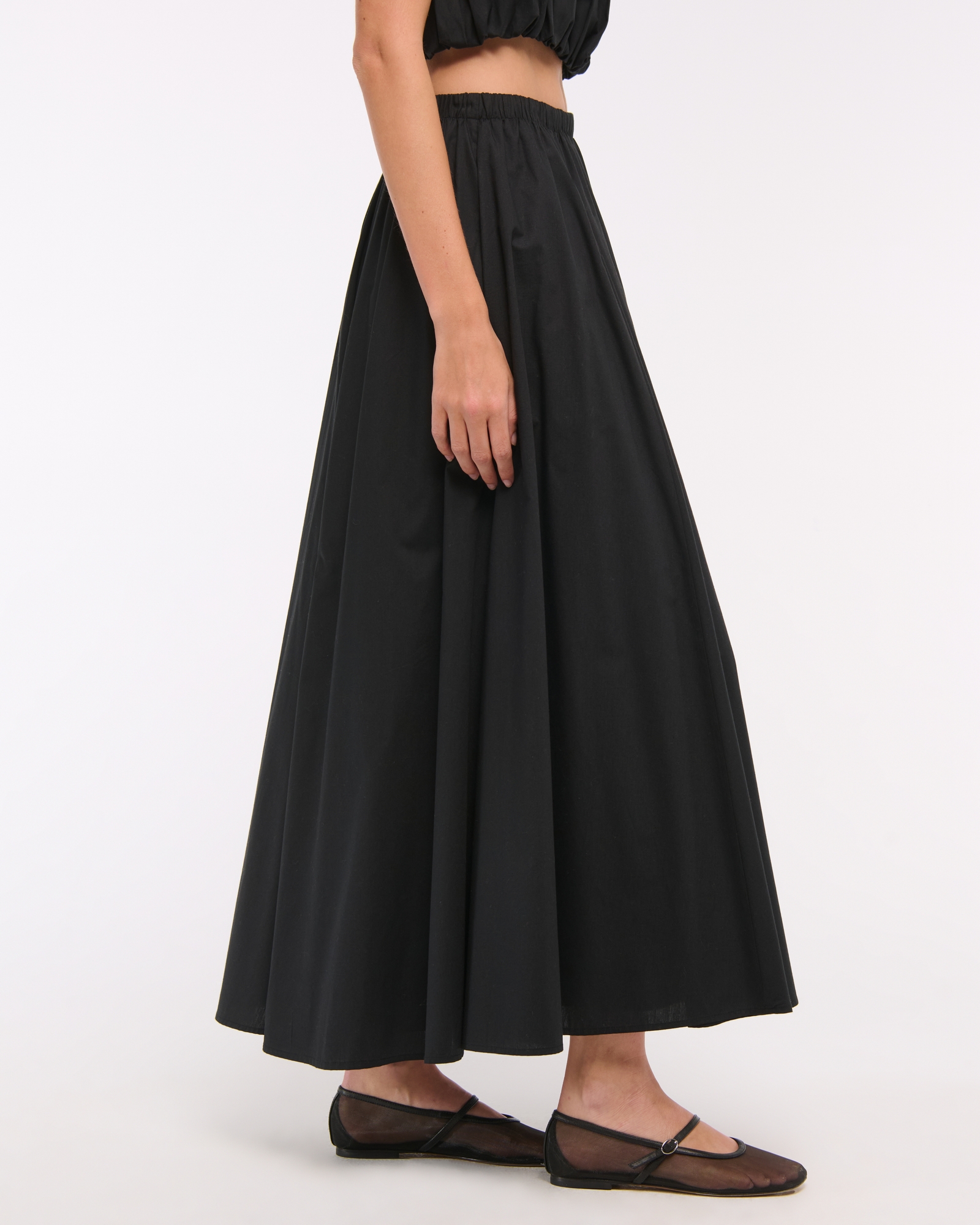 Mid Rise Maxi Skirt