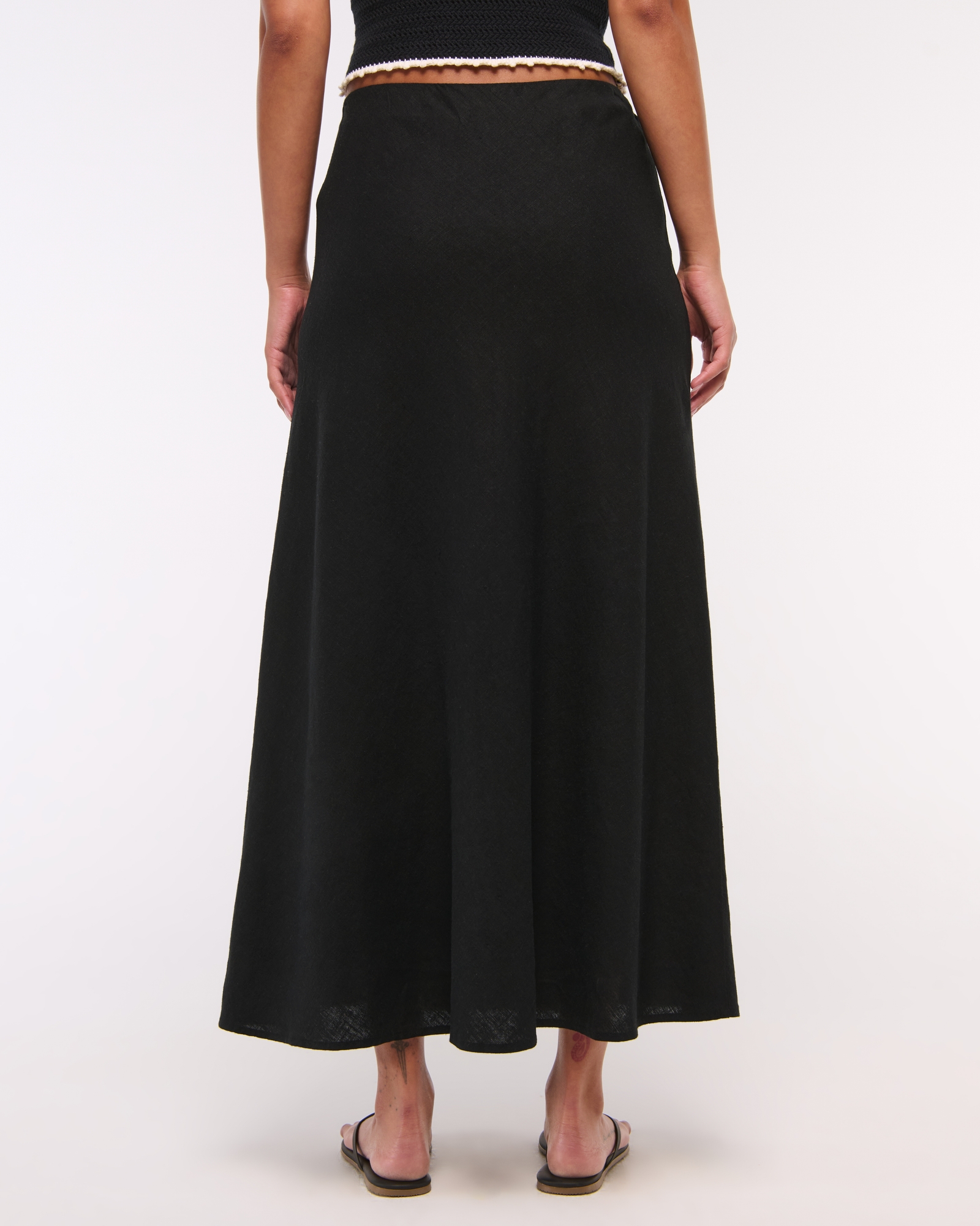 Mid Rise Linen-Blend Maxi Skirt