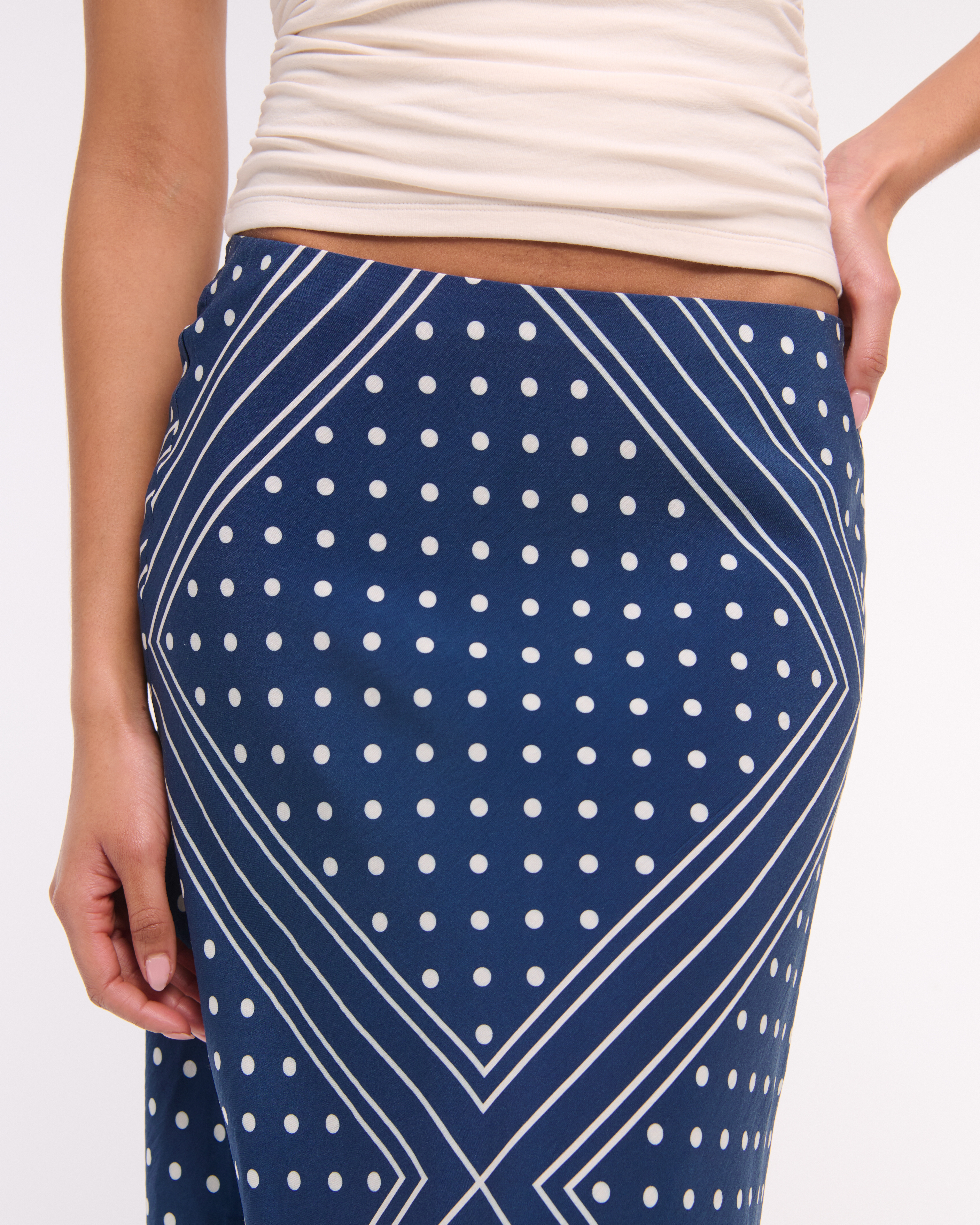 Abercrombie & Fitch Mid Rise Maxi Skirt In Blue