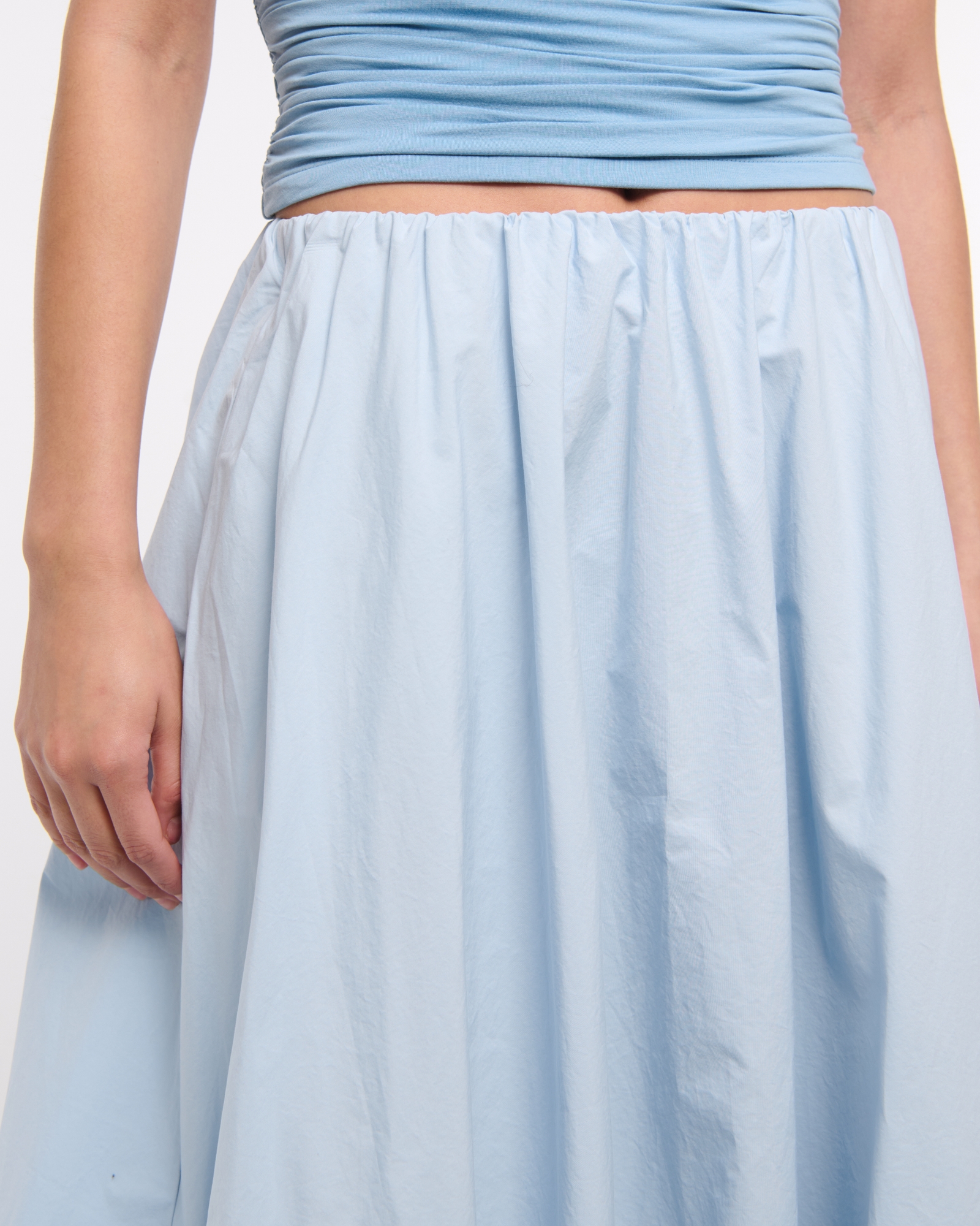 Mid Rise Bubble Hem Maxi Skirt