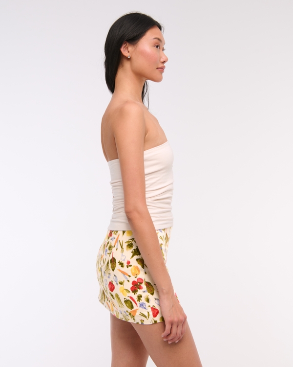 The A&F Scarlett Mid Rise Linen-Blend Mini Skort