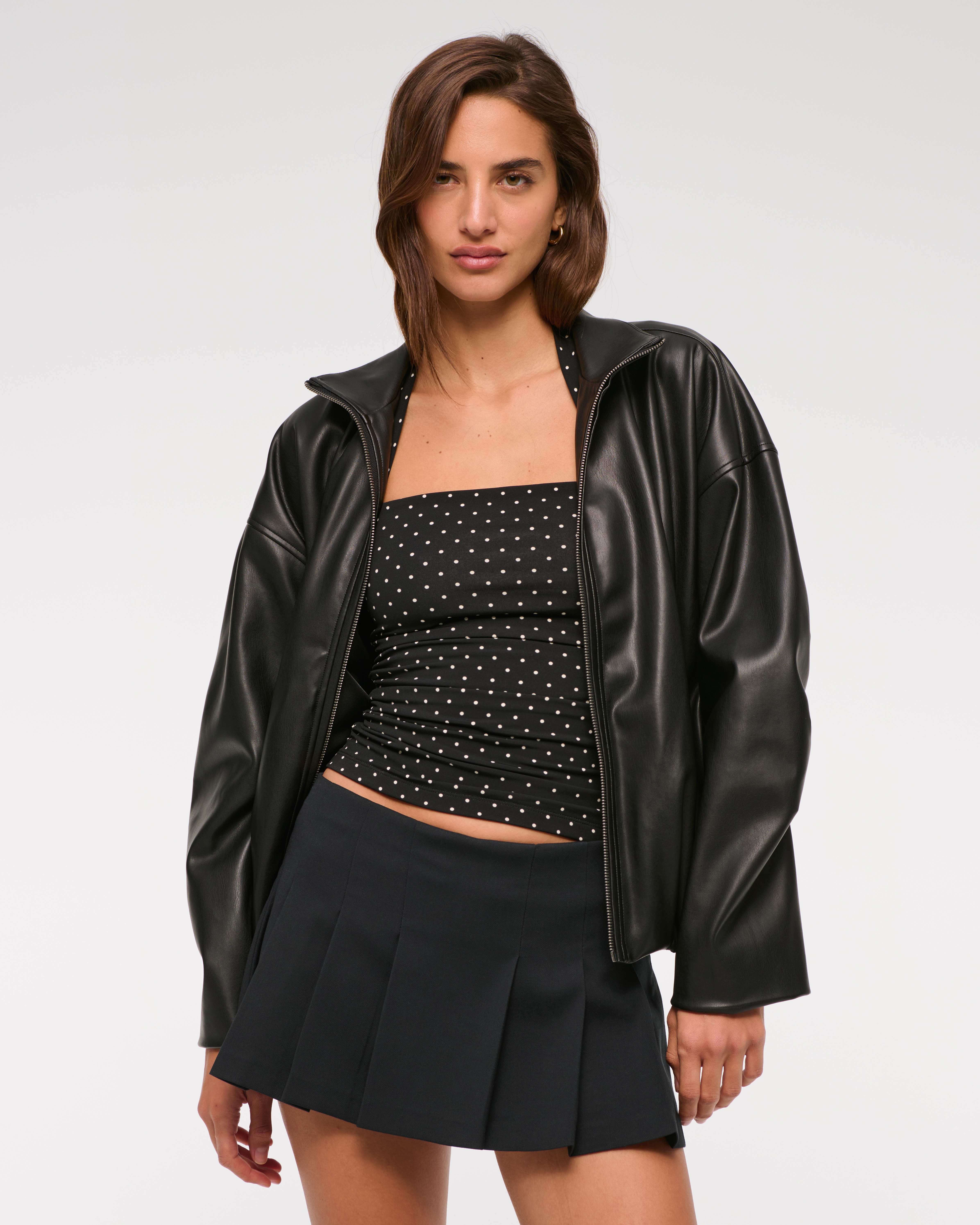 Abercrombie & Fitch The A&f Scarlett Low Rise Micro Pleated Mini Skort In Black