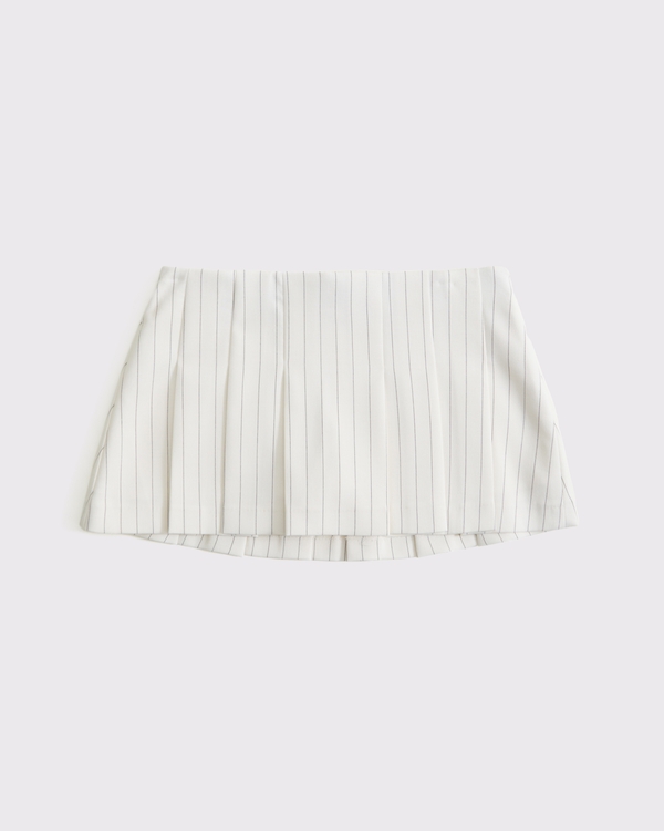 The A&F Scarlett Low Rise Micro Pleated Mini Skort