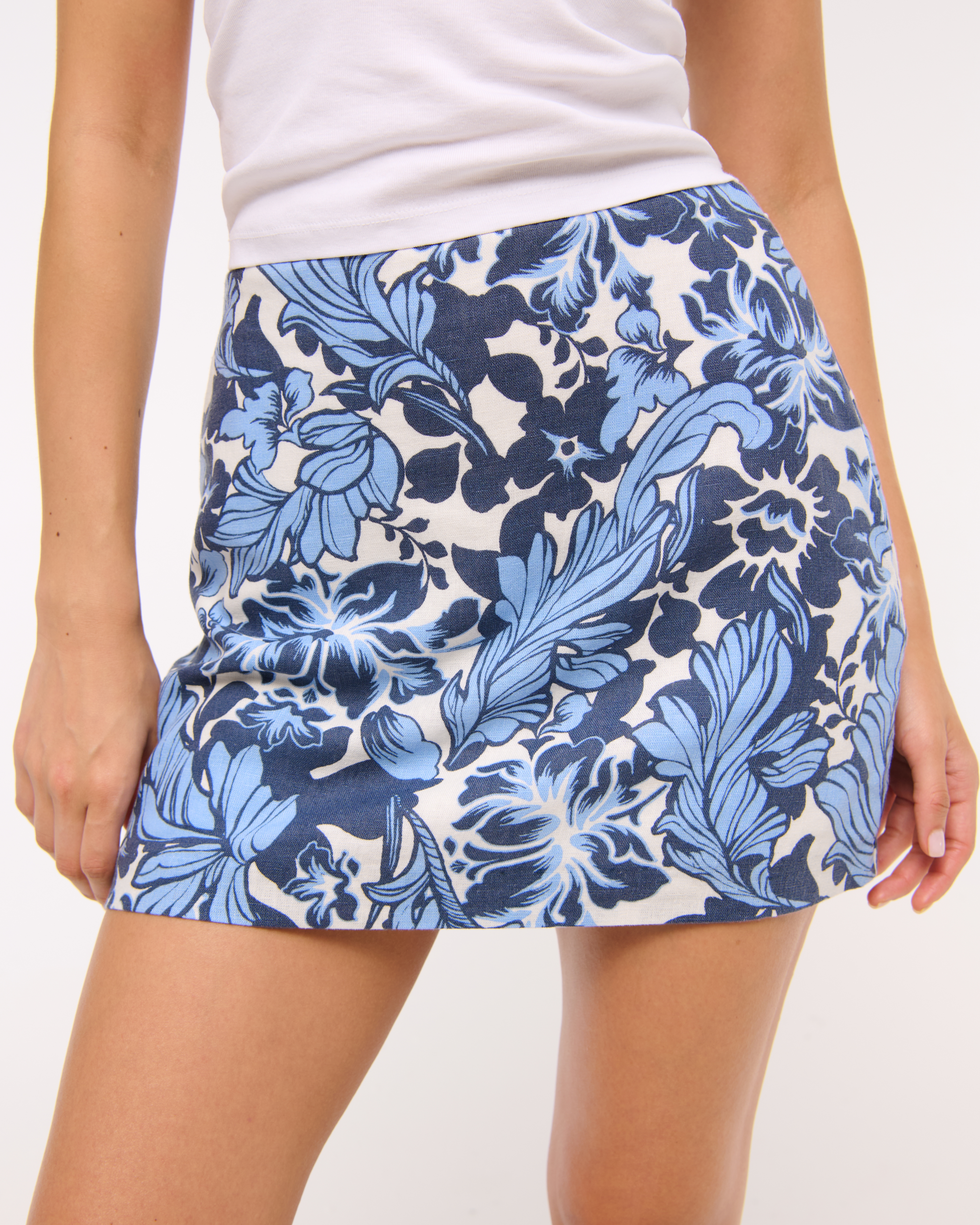 Abercrombie & Fitch The A&f Scarlett Linen-blend Mini Skort In Blue