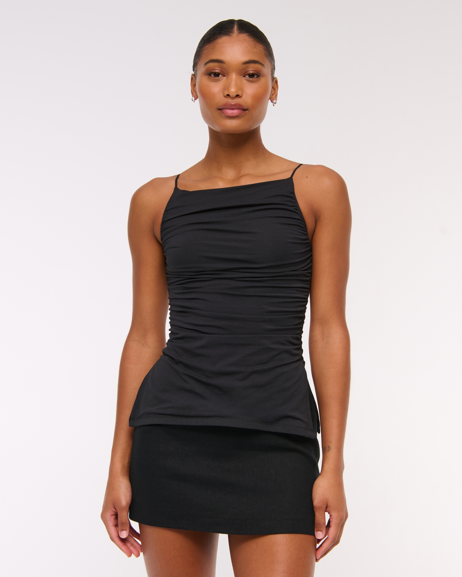 The A&F Scarlett Curve Love Linen-Blend Mini Skort