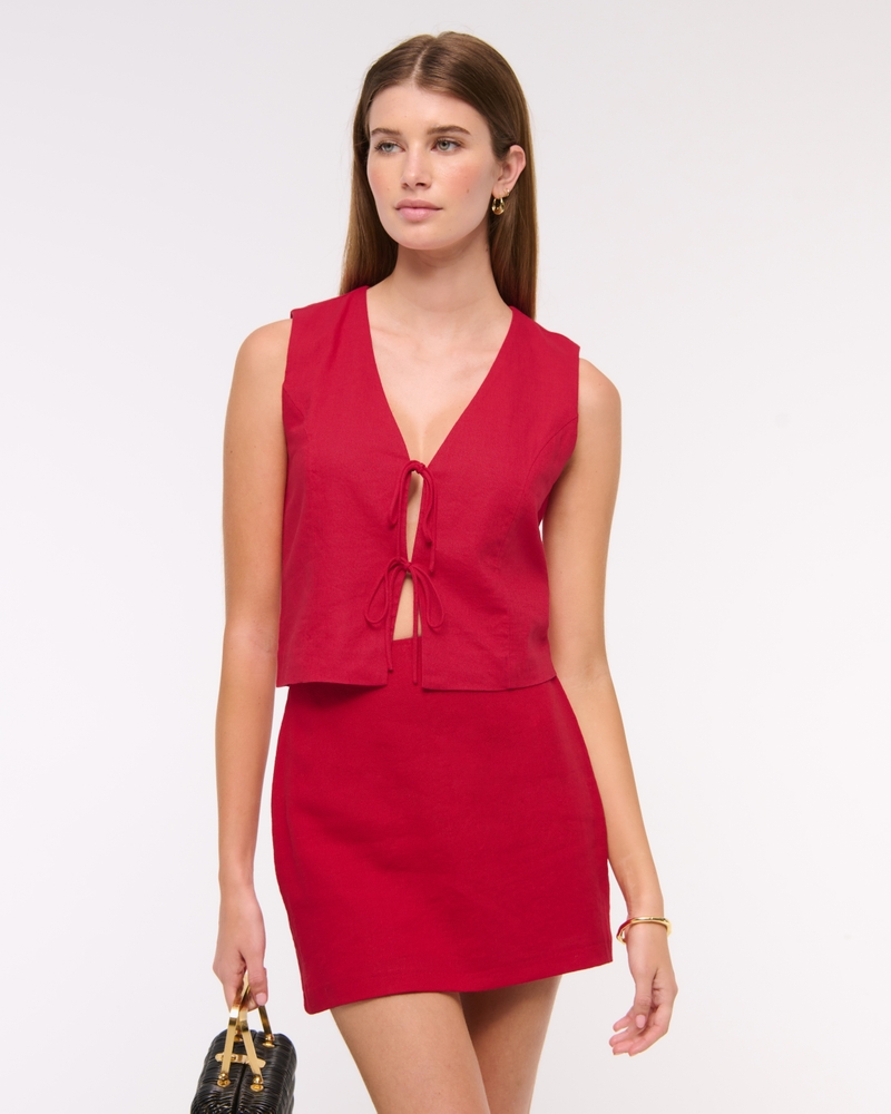 The A&F Scarlett Linen-Blend Mini Skort