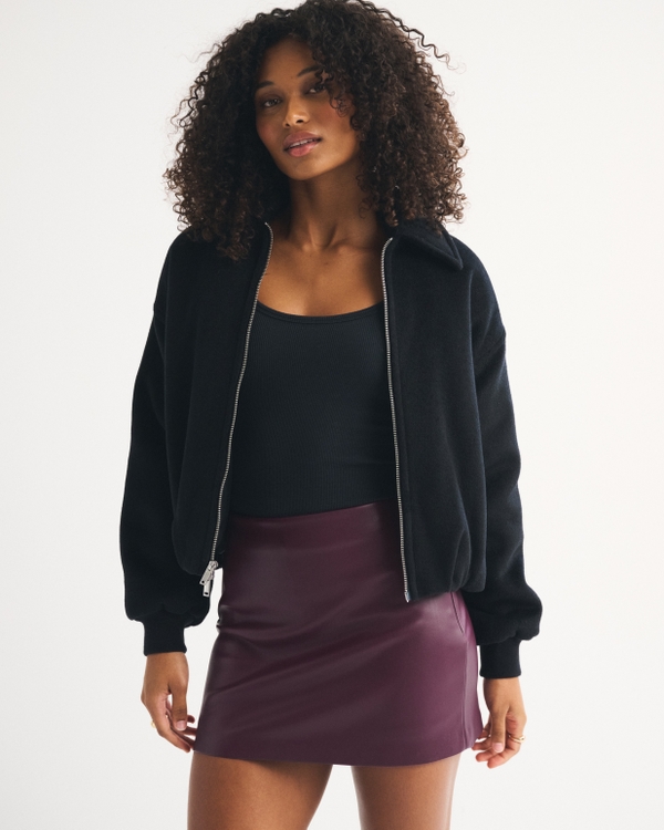 The A&F Scarlett Curve Love Vegan Leather Mini Skort, Burgundy view 2