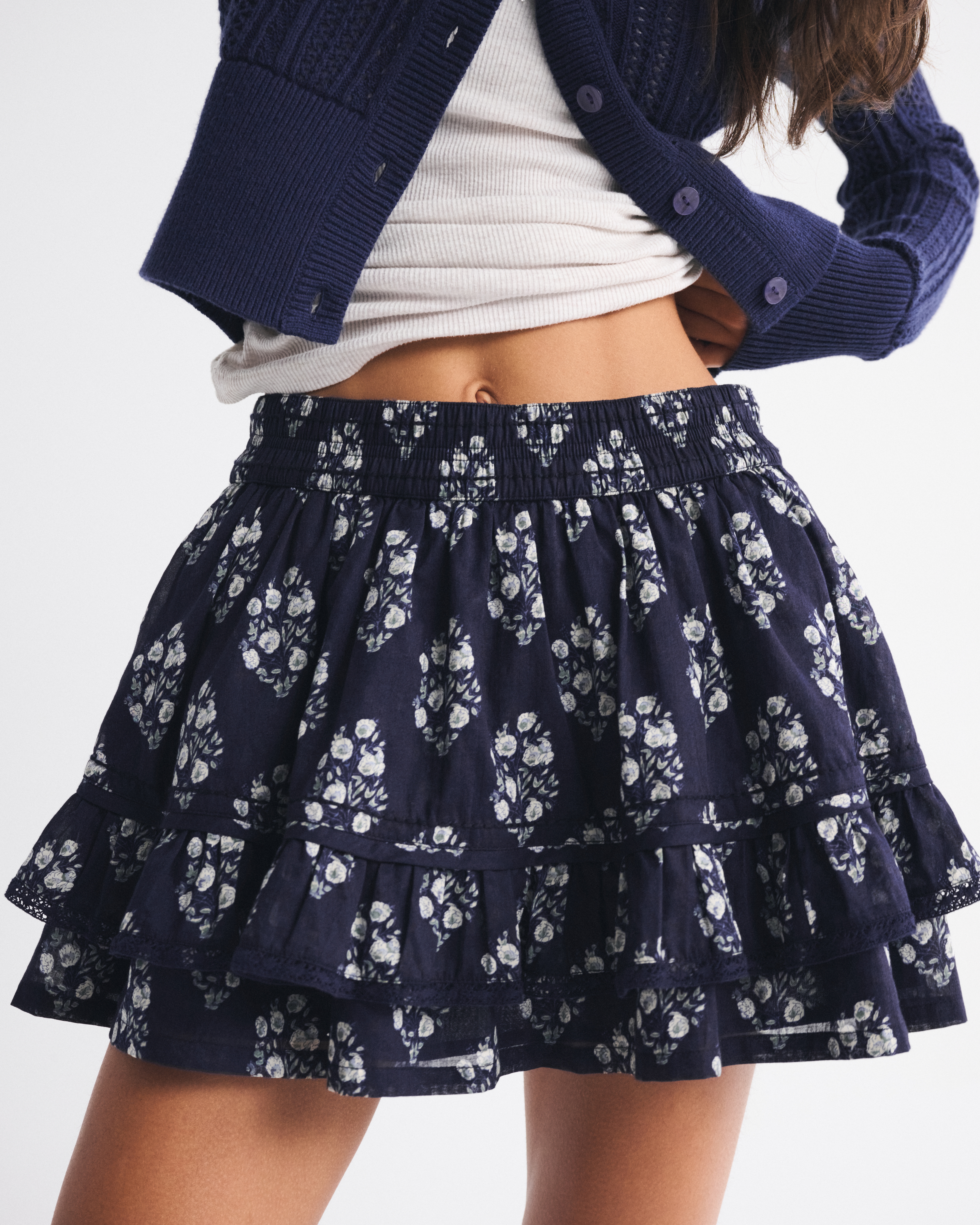 Abercrombie & Fitch High Rise Lace-trim Ruffle Mini Skort In Blue