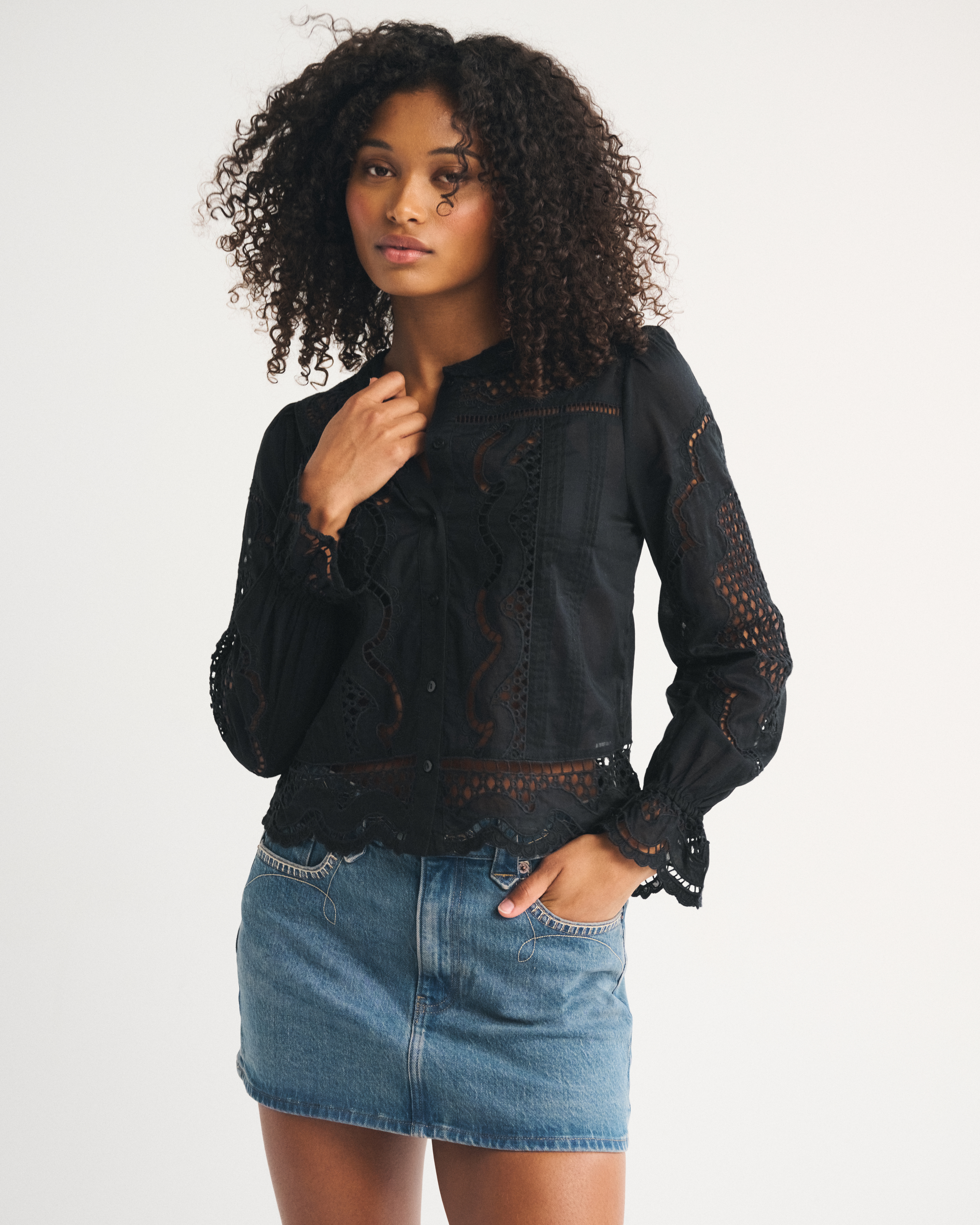 Abercrombie & Fitch Curve Love Embroidered Denim Mini Skirt