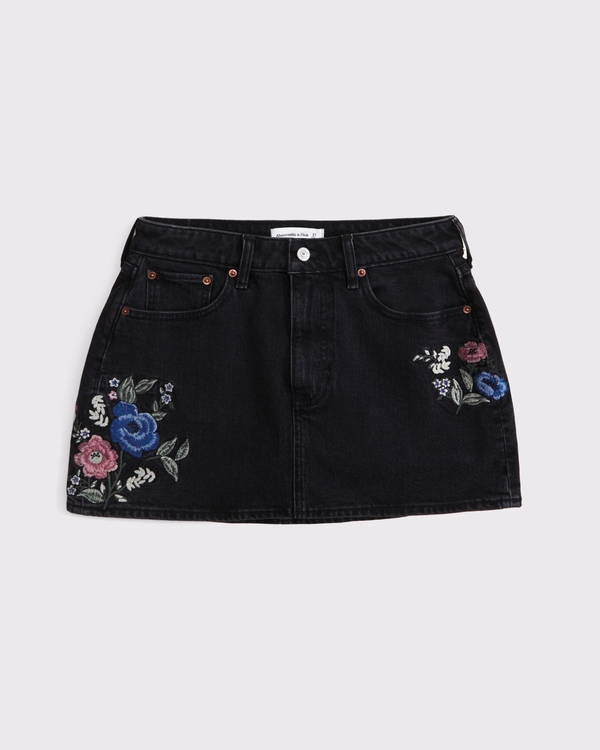 Curve Love Embroidered Mid Rise 5-Pocket Denim Mini Skort, Black view 1