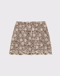 The A&F Scarlett Linen-Blend Mini Skort