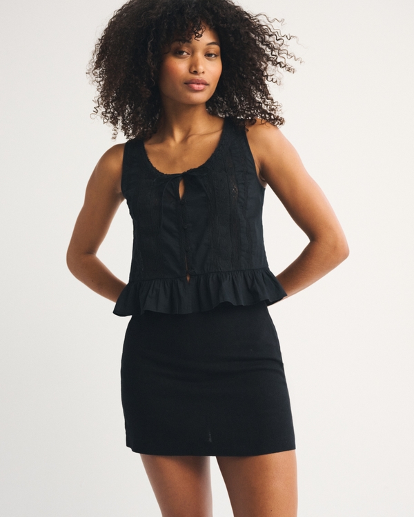 The A&F Scarlett Curve Love Linen-Blend Mini Skort