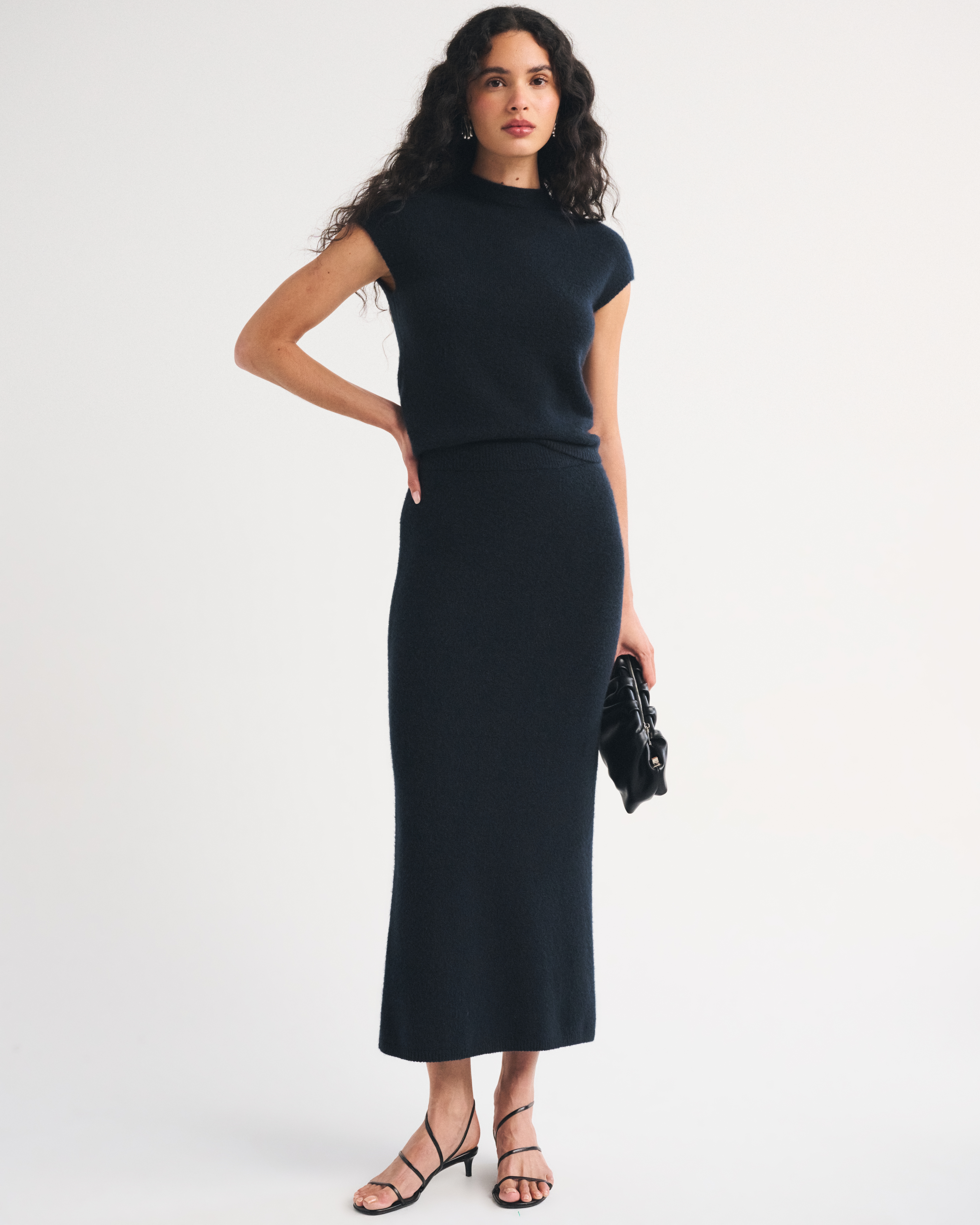 Женская юбка Abercrombie & Fitch Merino Wool-Blend High Rise Sweater Maxi, цвет: Чёрный — фото 2