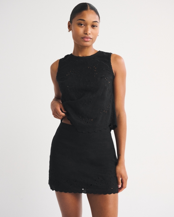 Curve Love Ultra High Rise Linen-Blend Mini Skort, Black Embroidery view 1