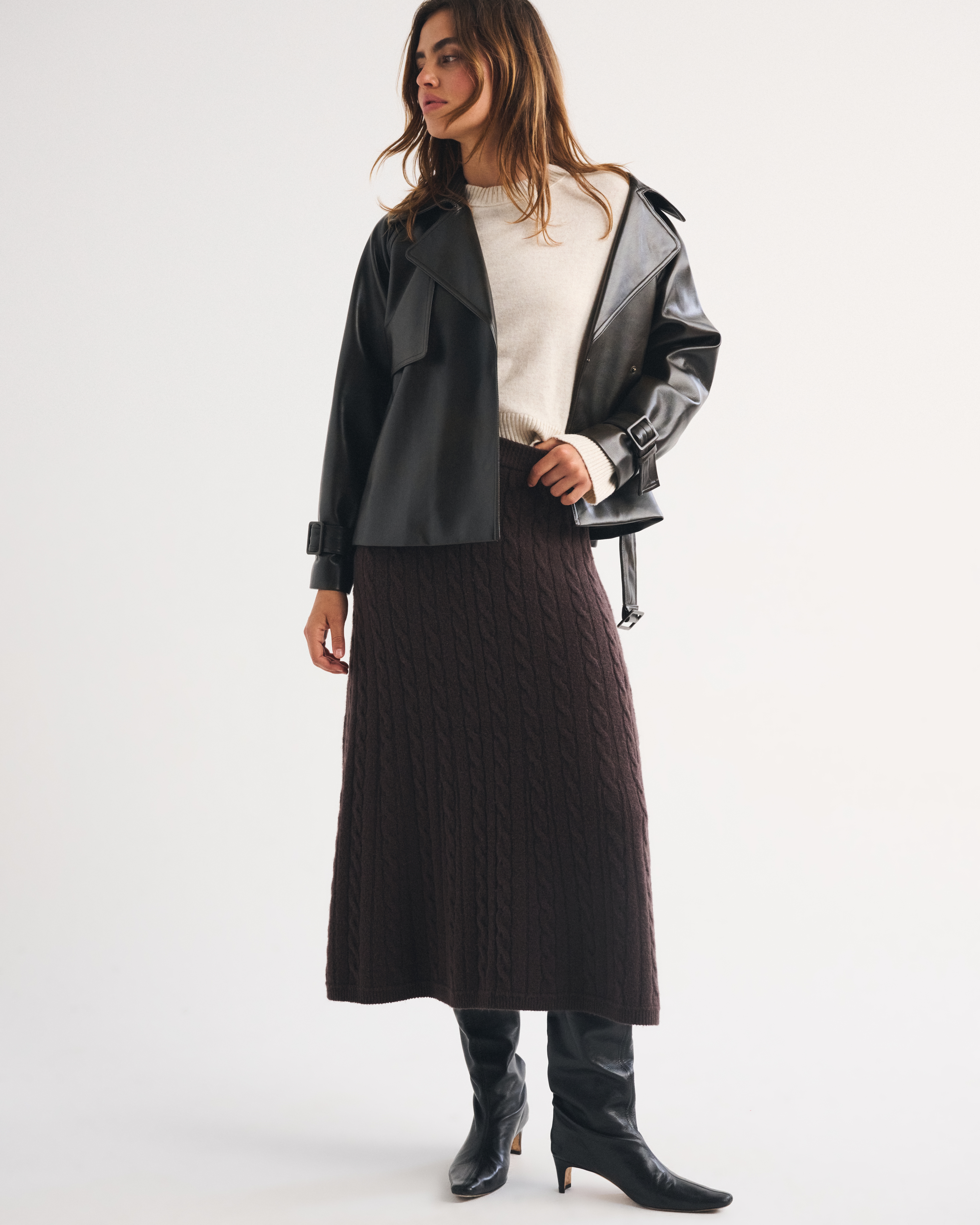 Женская юбка Abercrombie & Fitch Merino Wool-Blend Cable Sweater Midi, цвет: Тёмный кофейный — фото 2