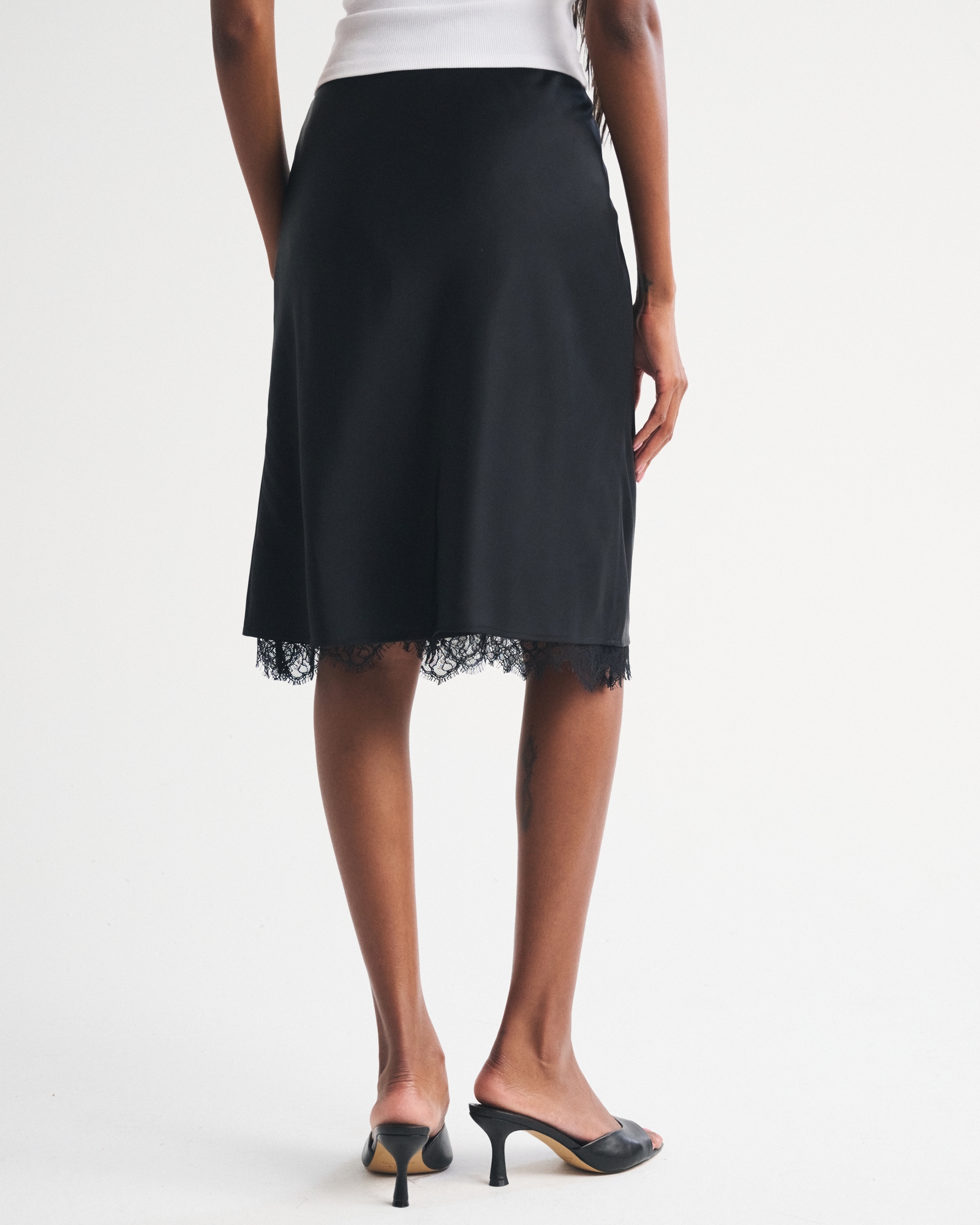 2-in-1 Reversible Lace and Satin Midi Skirt
