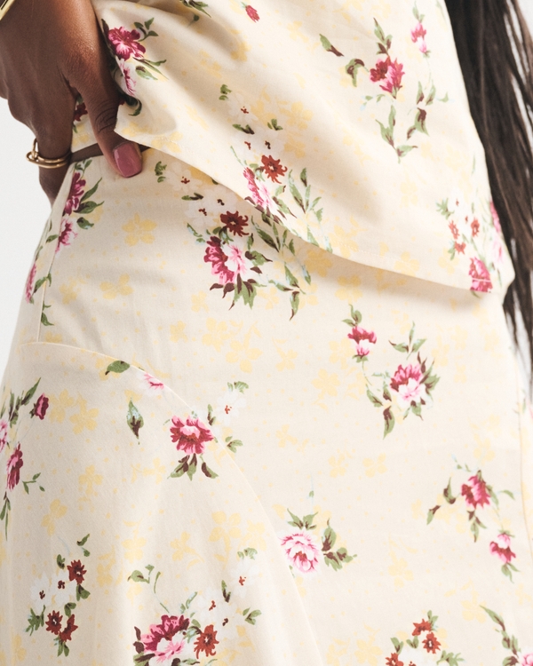 High Rise Flowy Maxi Skirt