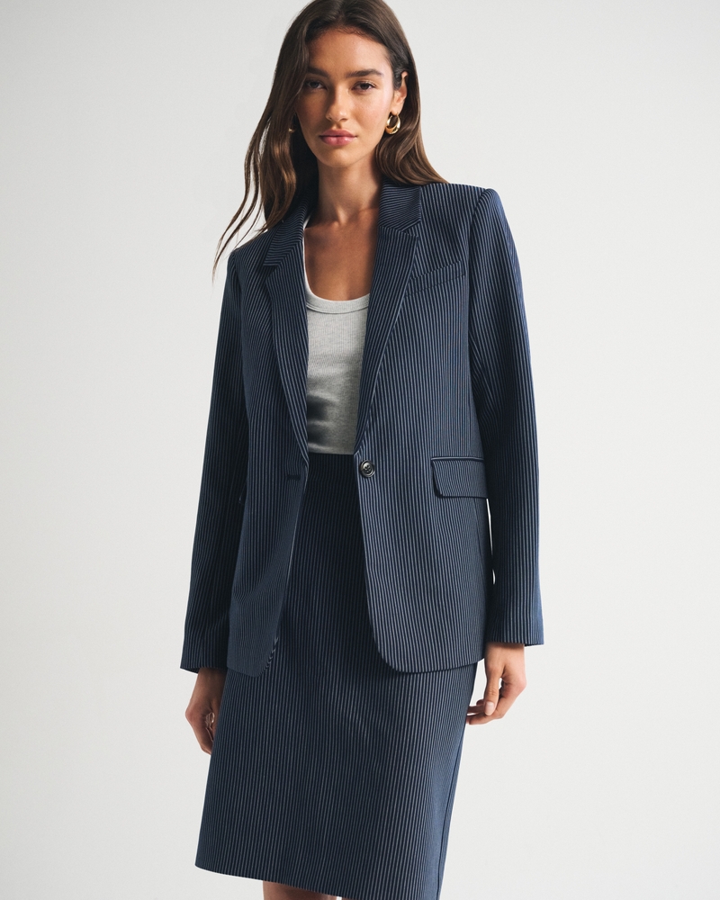 Classic Suiting Blazer - thumbnail 2