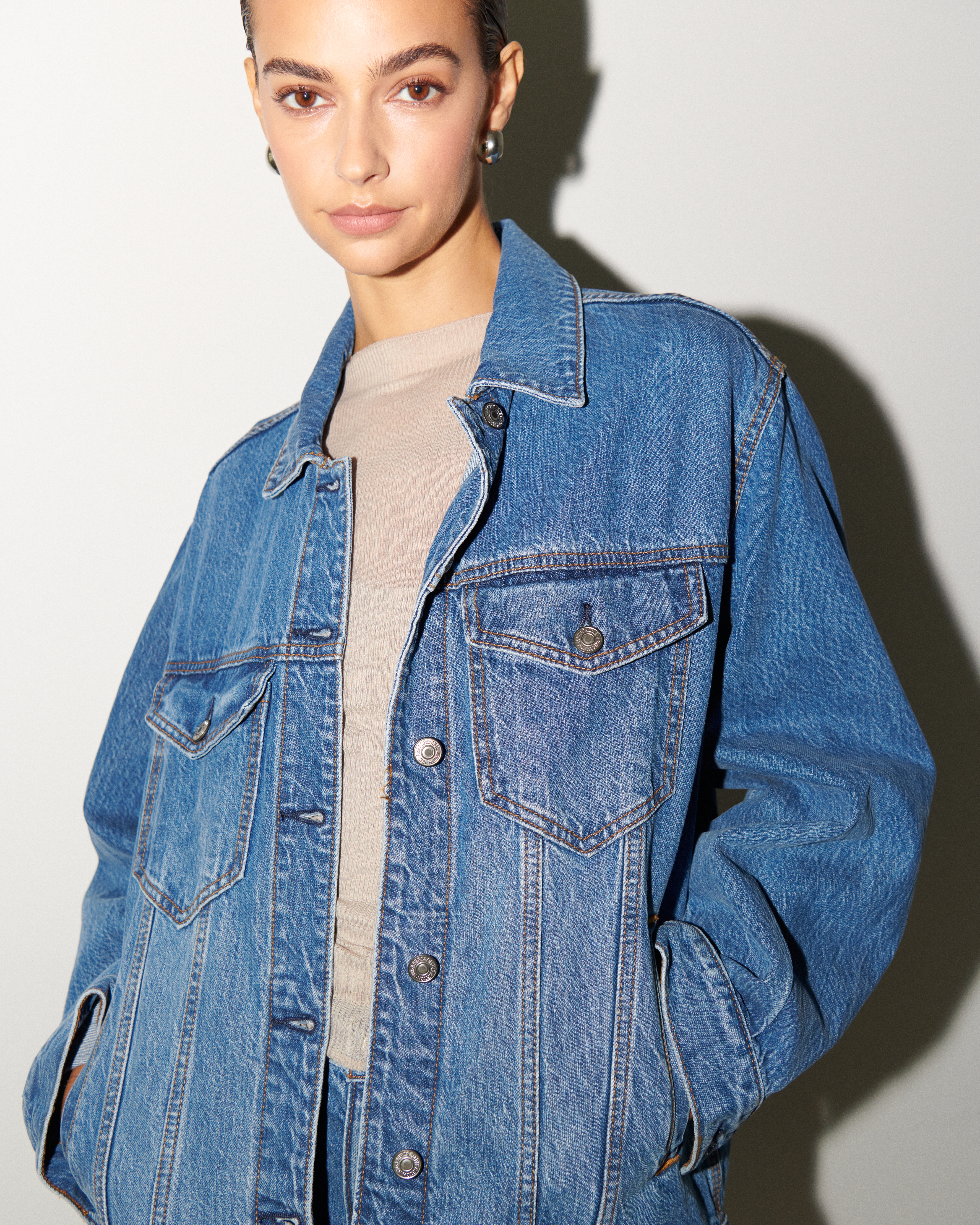 Abercrombie oversized 2025 denim jacket