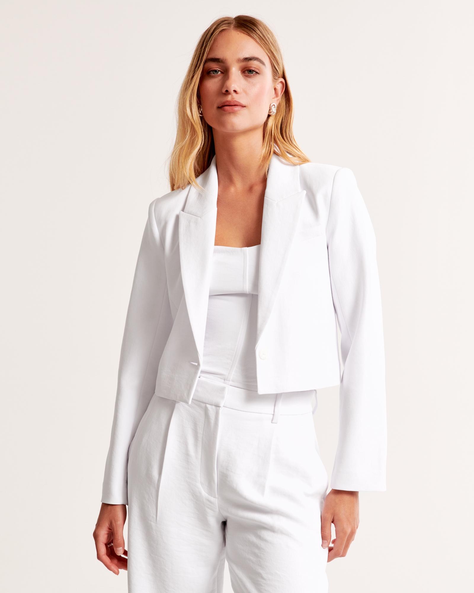 Premium Crepe Cropped Blazer