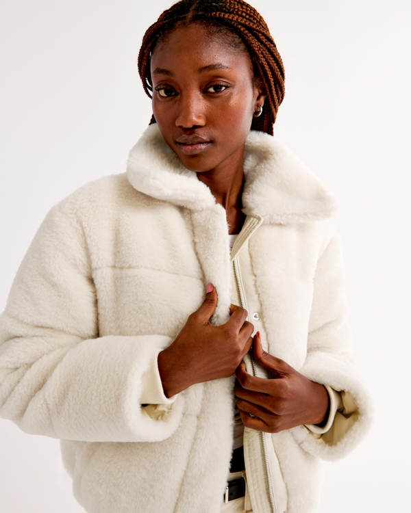 Women s Faux Fur Jackets Abercrombie Fitch