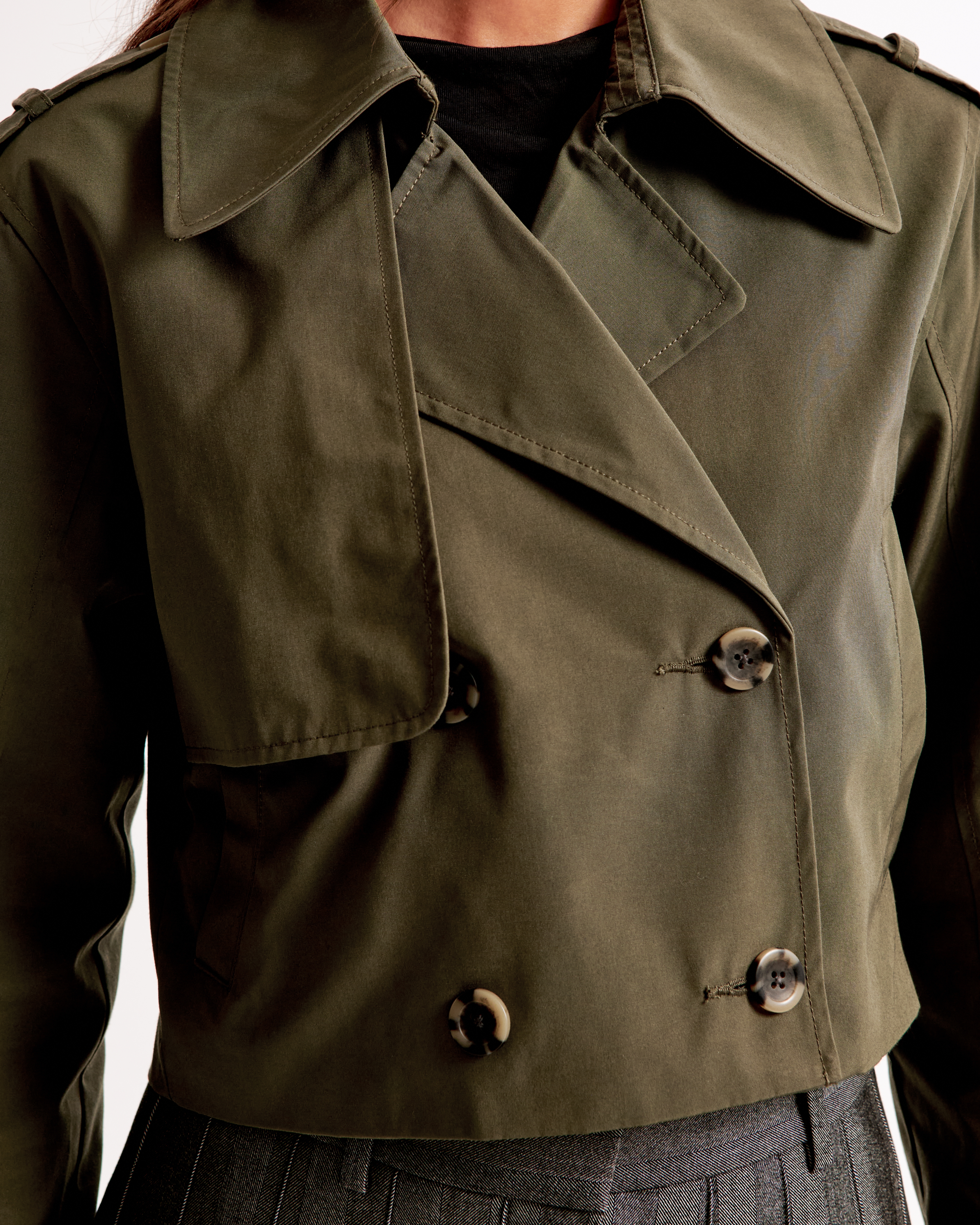 Abercrombie & Fitch Cropped Trench Coat In Green