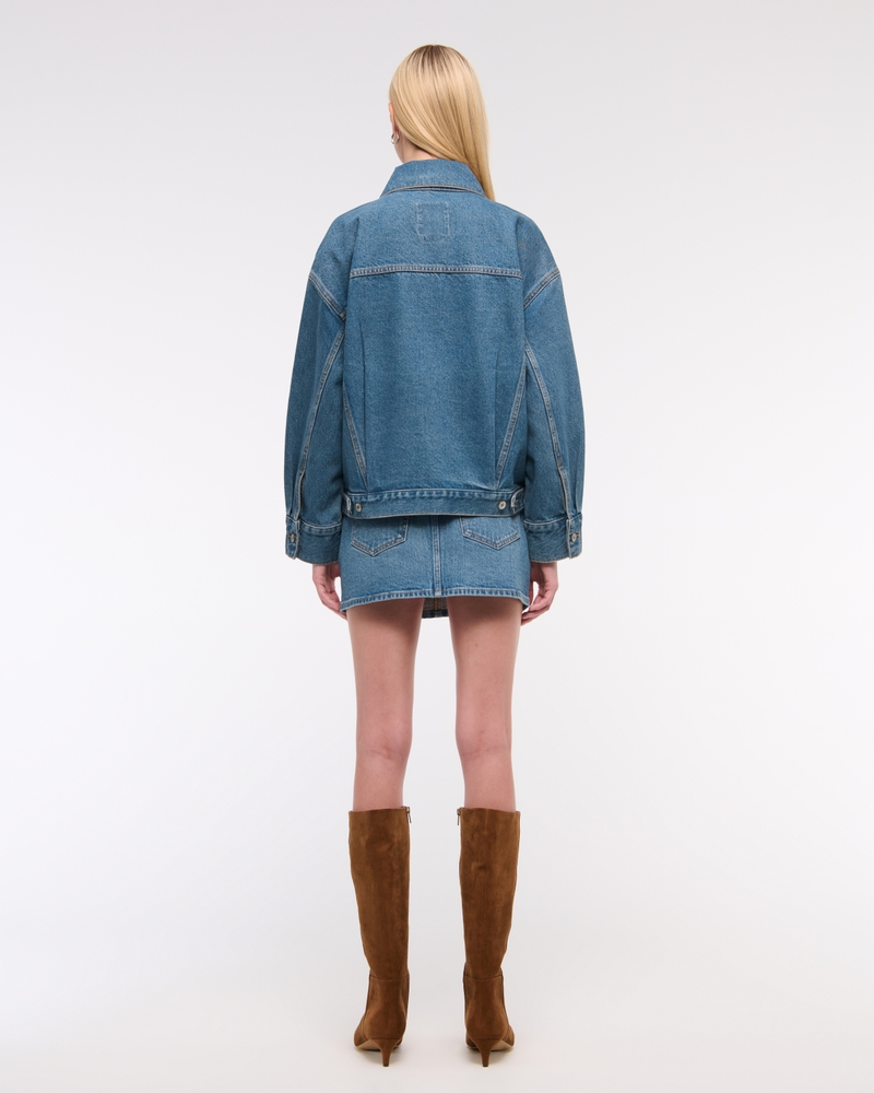 ジャンDISTRESSED DENIM TRACKER JACKET Women's Oversized Distressed Denim Trucker Jacket | Women's