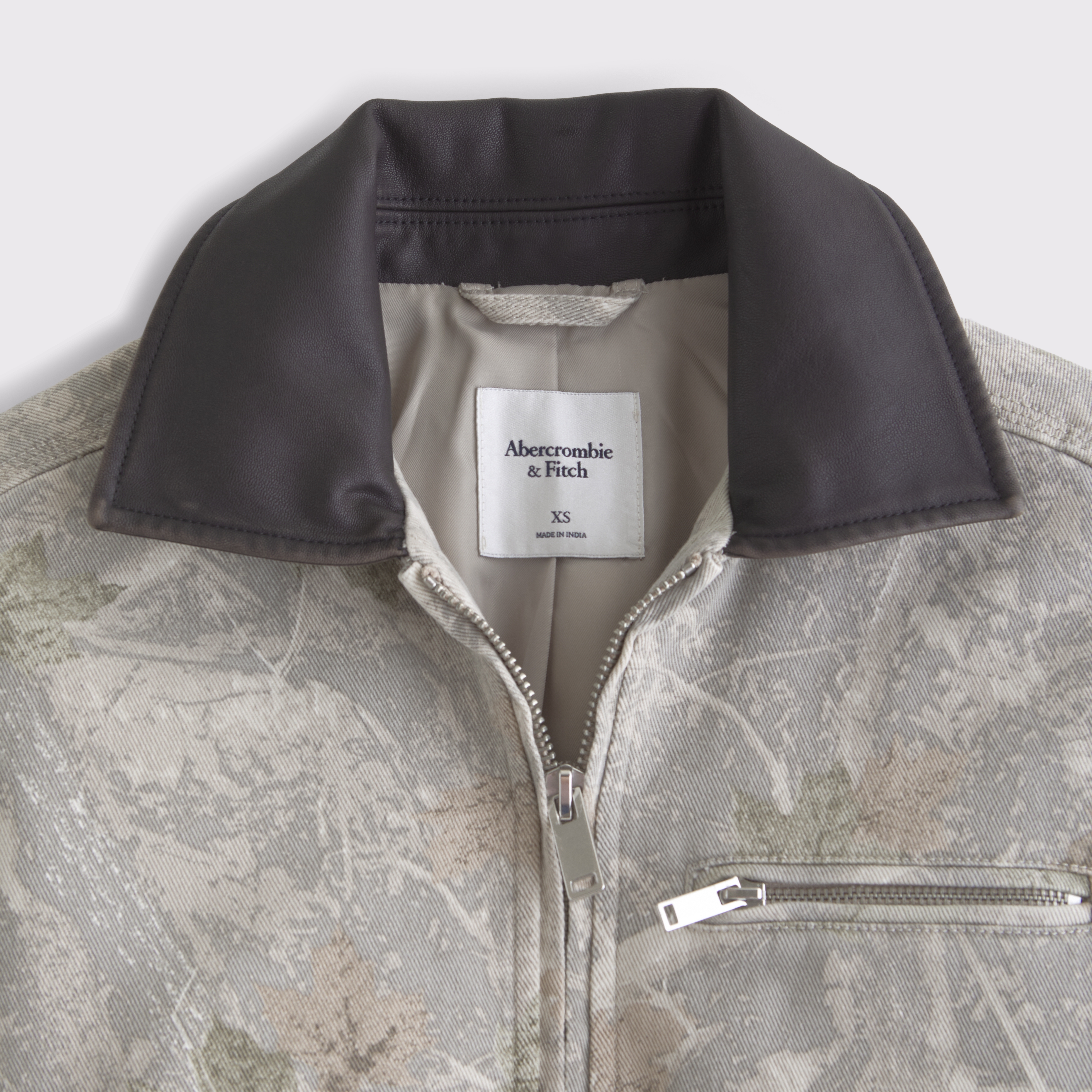 ブランド古着！Abercrombie & Fitch ハトメ付き コットンベルト ブランド古着！Abercrombie & Fitch ミリタリー デザインベルト