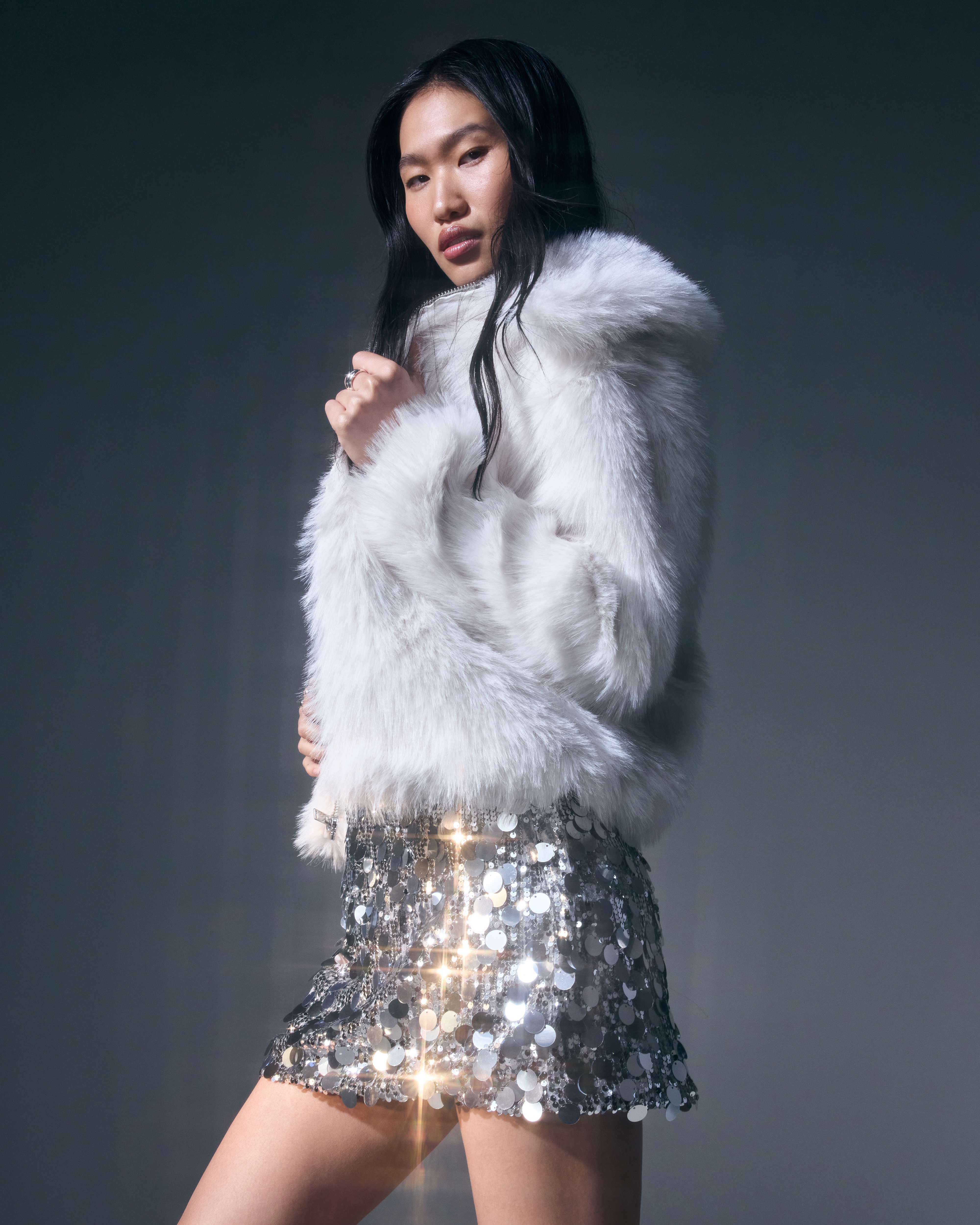 Abercrombie & Fitch Short Faux Fur Coat In White