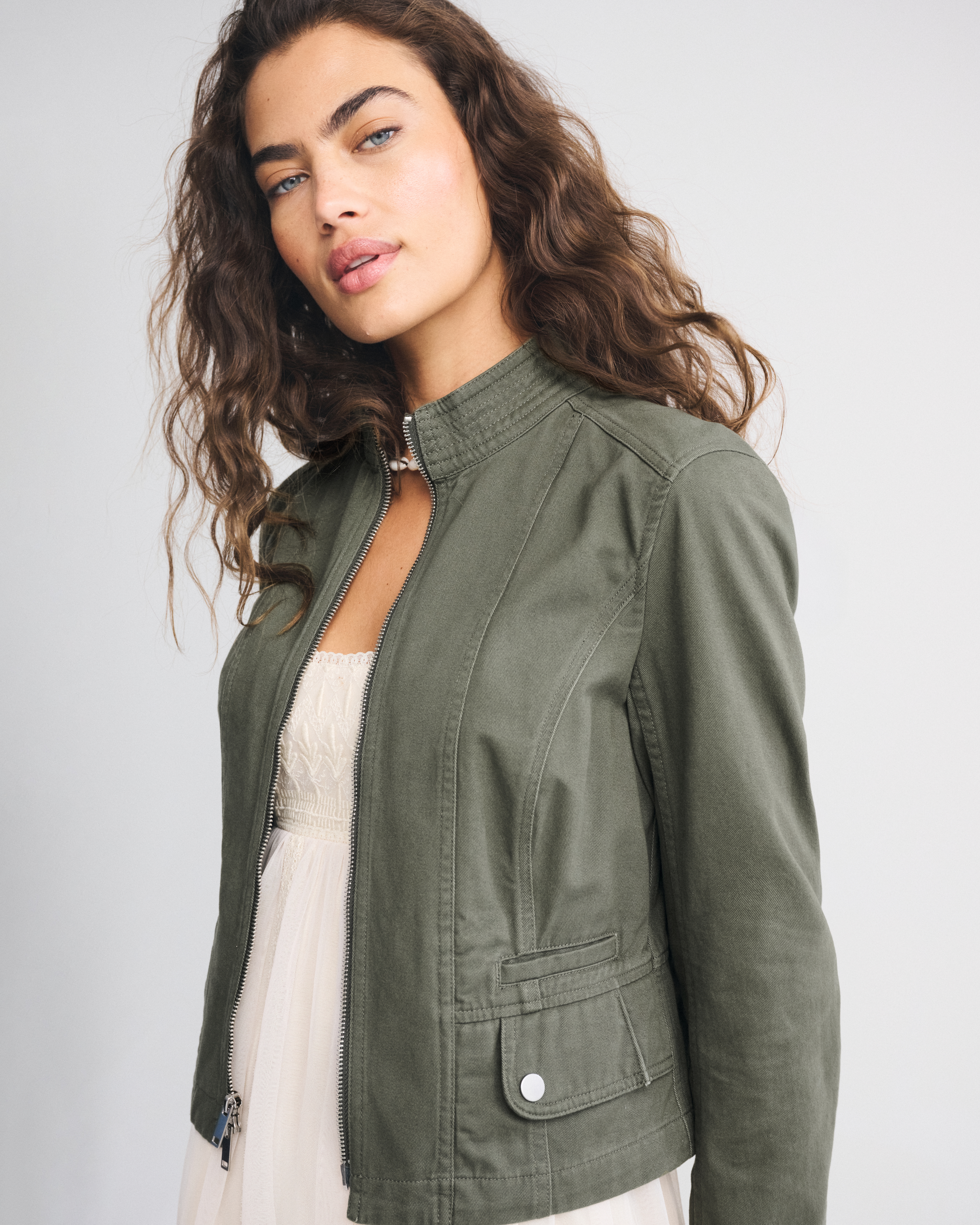 Abercrombie & Fitch Slim Zip Twill Jacket In Green