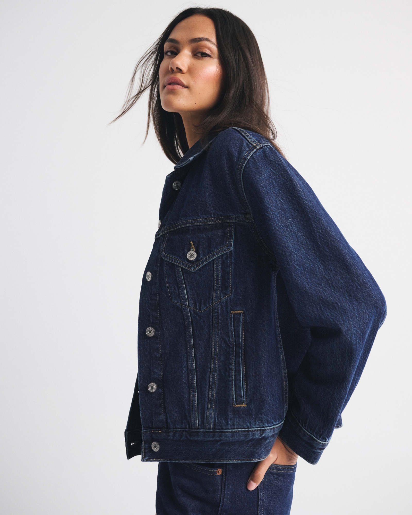 Easy Denim Trucker Jacket