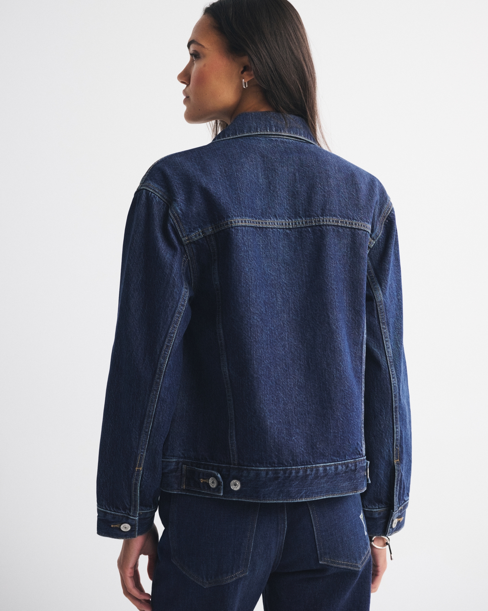 Easy Denim Trucker Jacket