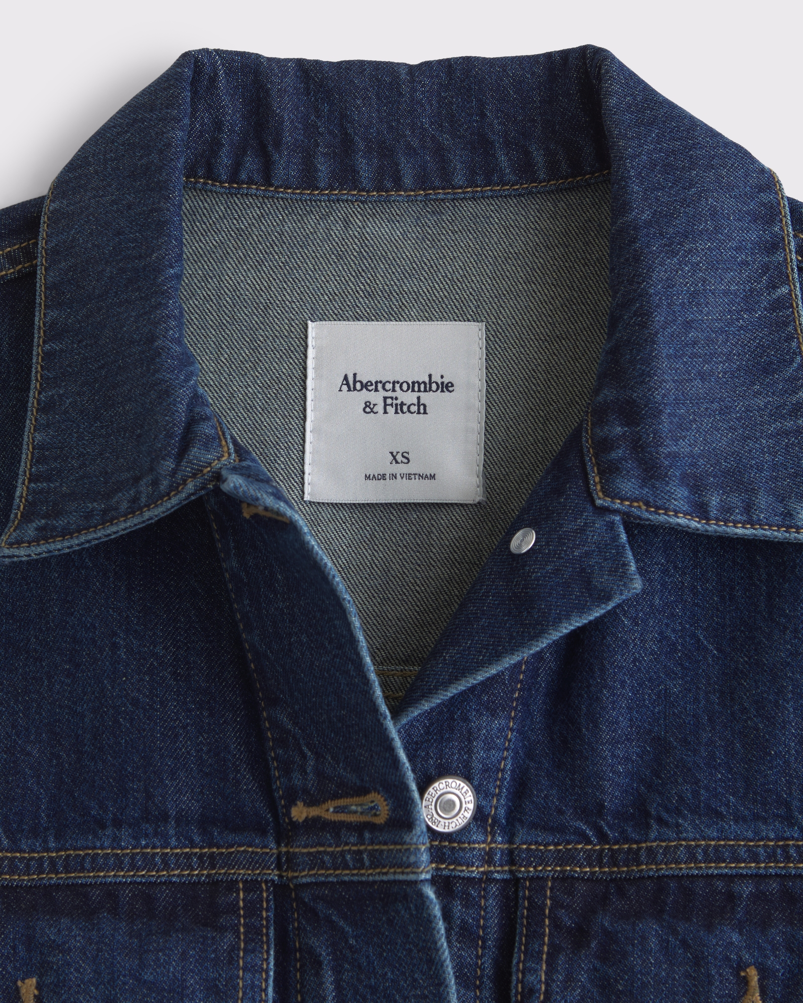 Easy Denim Trucker Jacket