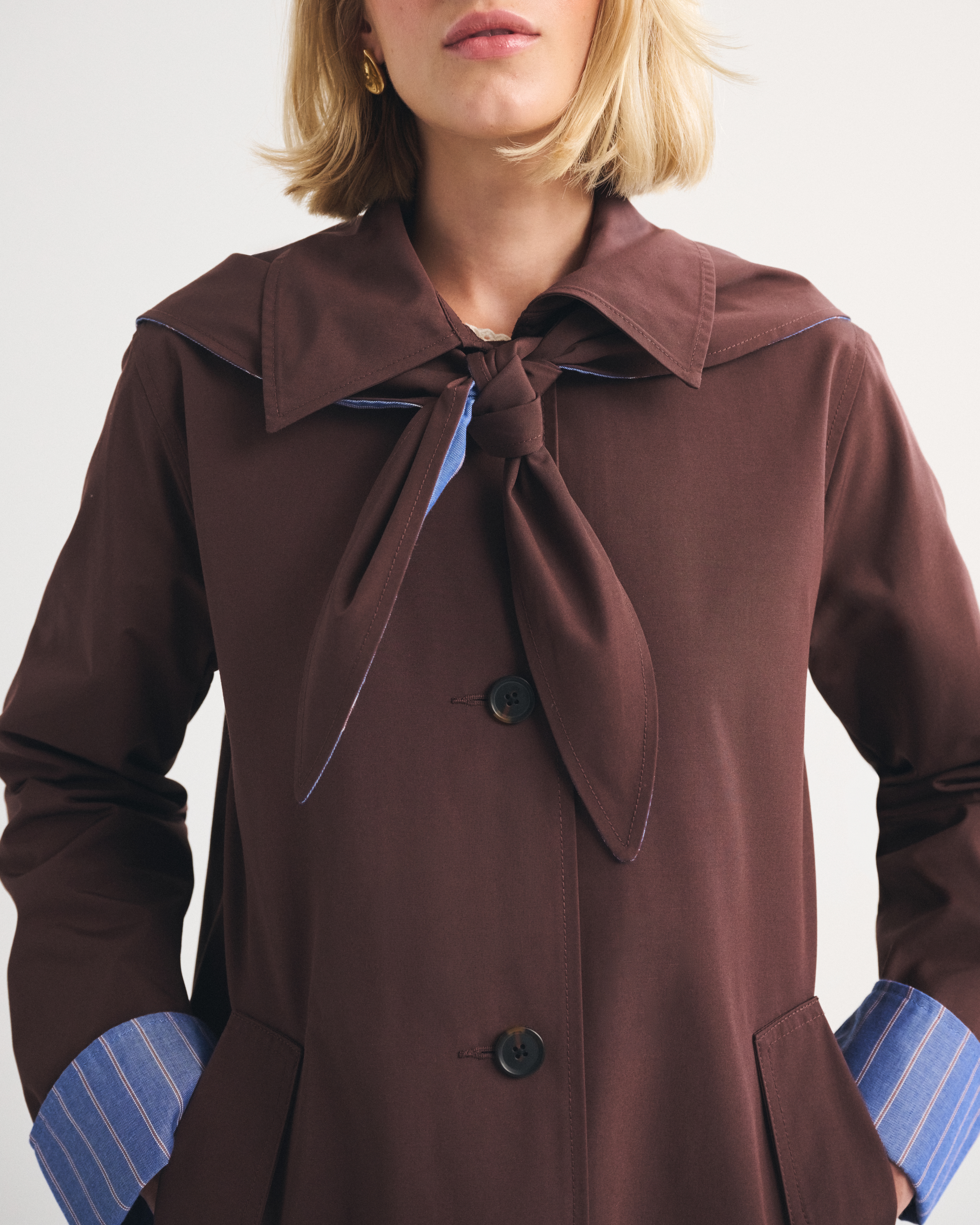 Женские куртки Abercrombie & Fitch Scarf A-Line Trench Coat — фото 3